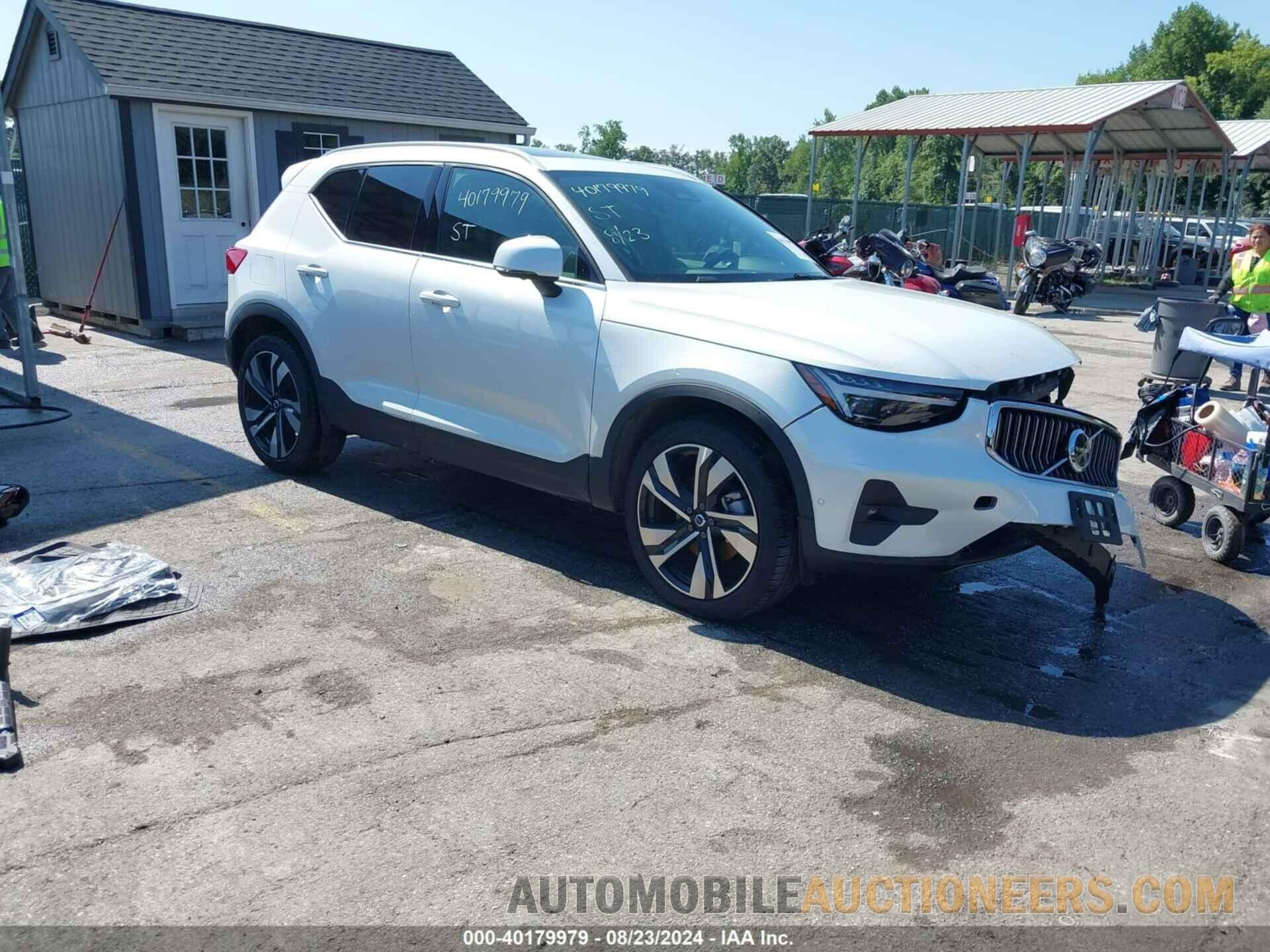 YV4L12UE3R2248561 VOLVO XC40 2024