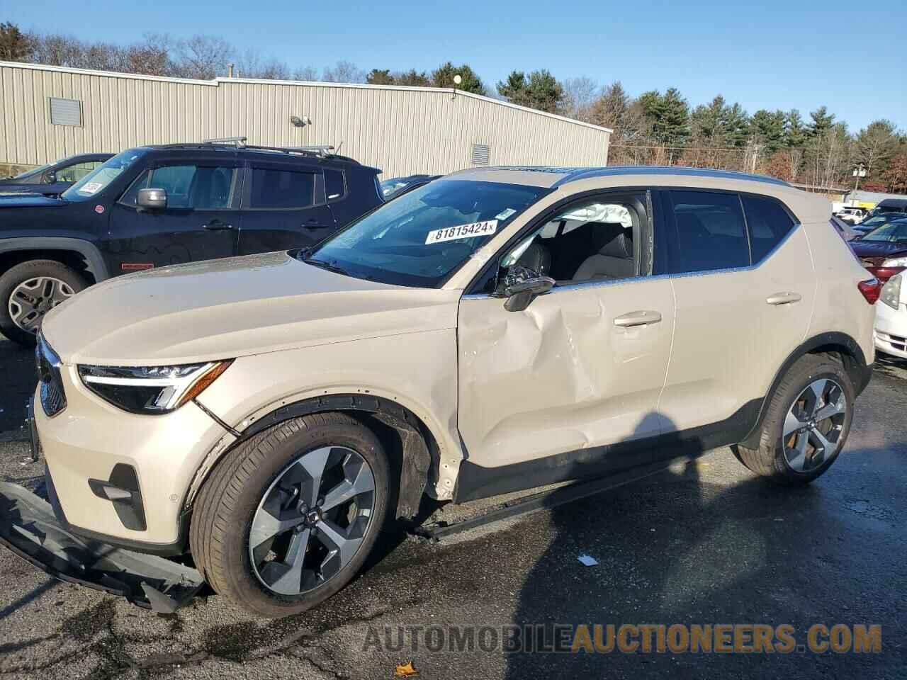 YV4L12UE4S2454977 VOLVO XC40 PLUS 2025