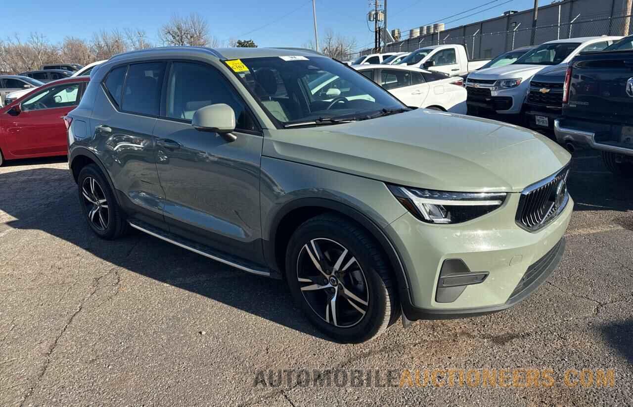 YV4L12UK3P2967652 VOLVO XC40 CORE 2023