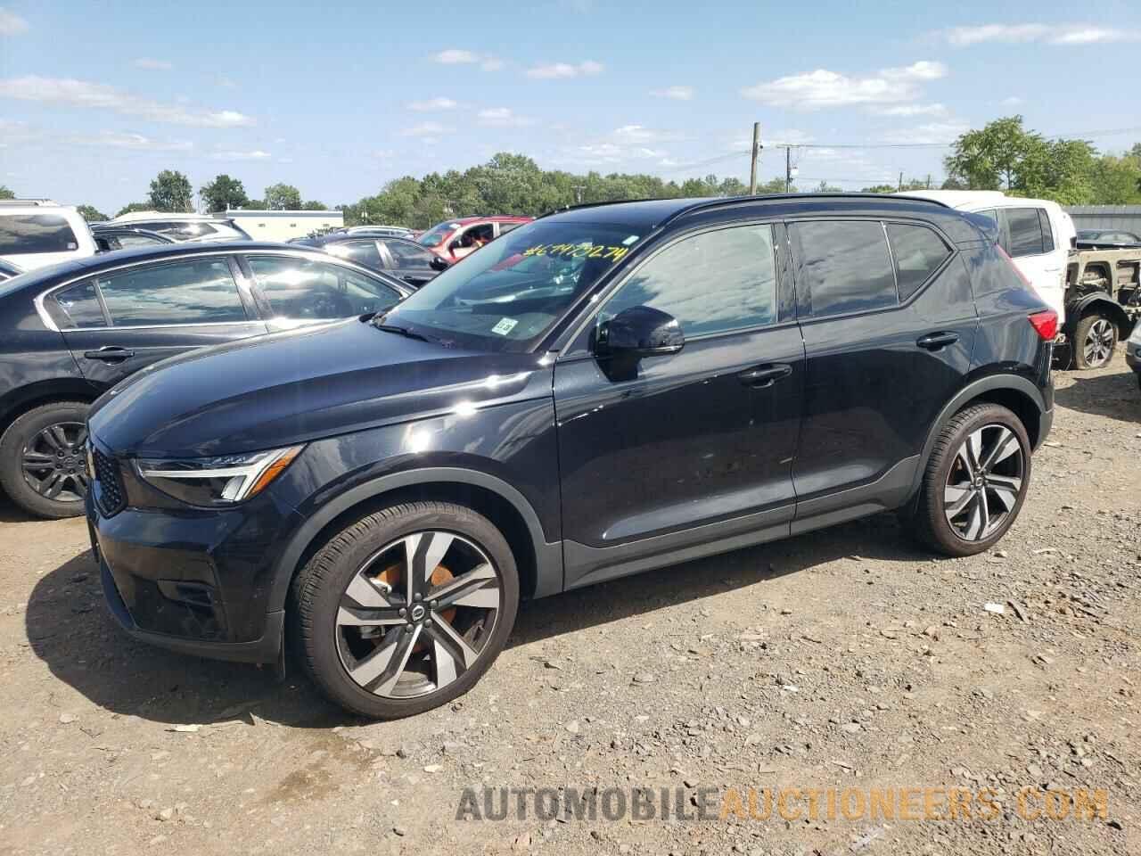 YV4L12UL0R2214012 VOLVO XC40 PLUS 2024