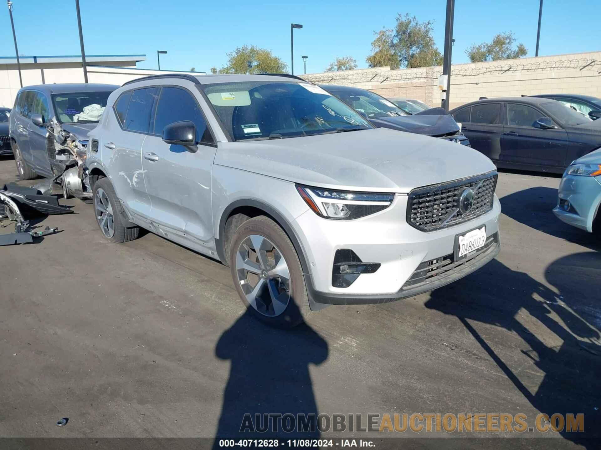 YV4L12UL0R2291057 VOLVO XC40 2024