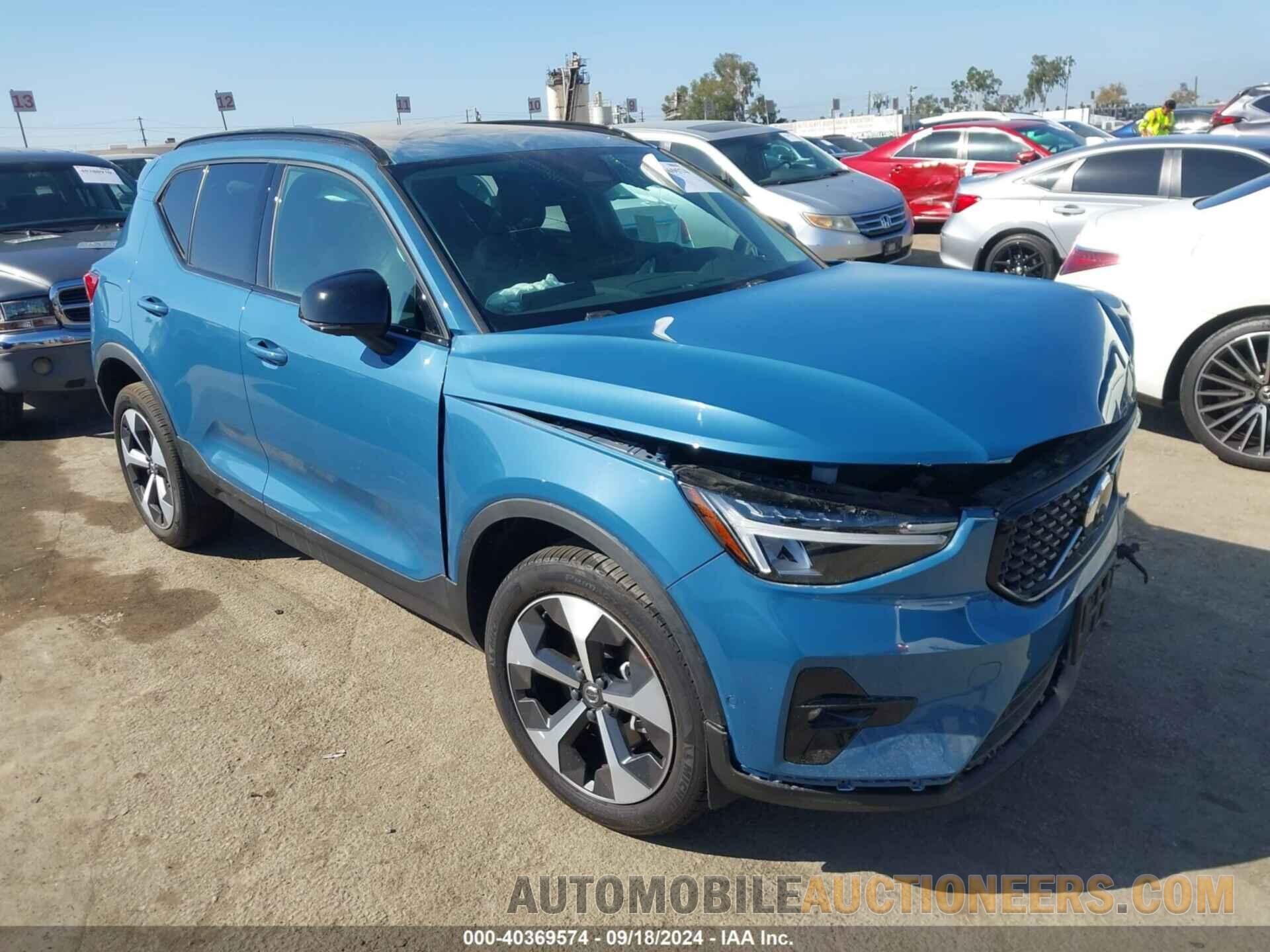 YV4L12UL0R2357588 VOLVO XC40 2024