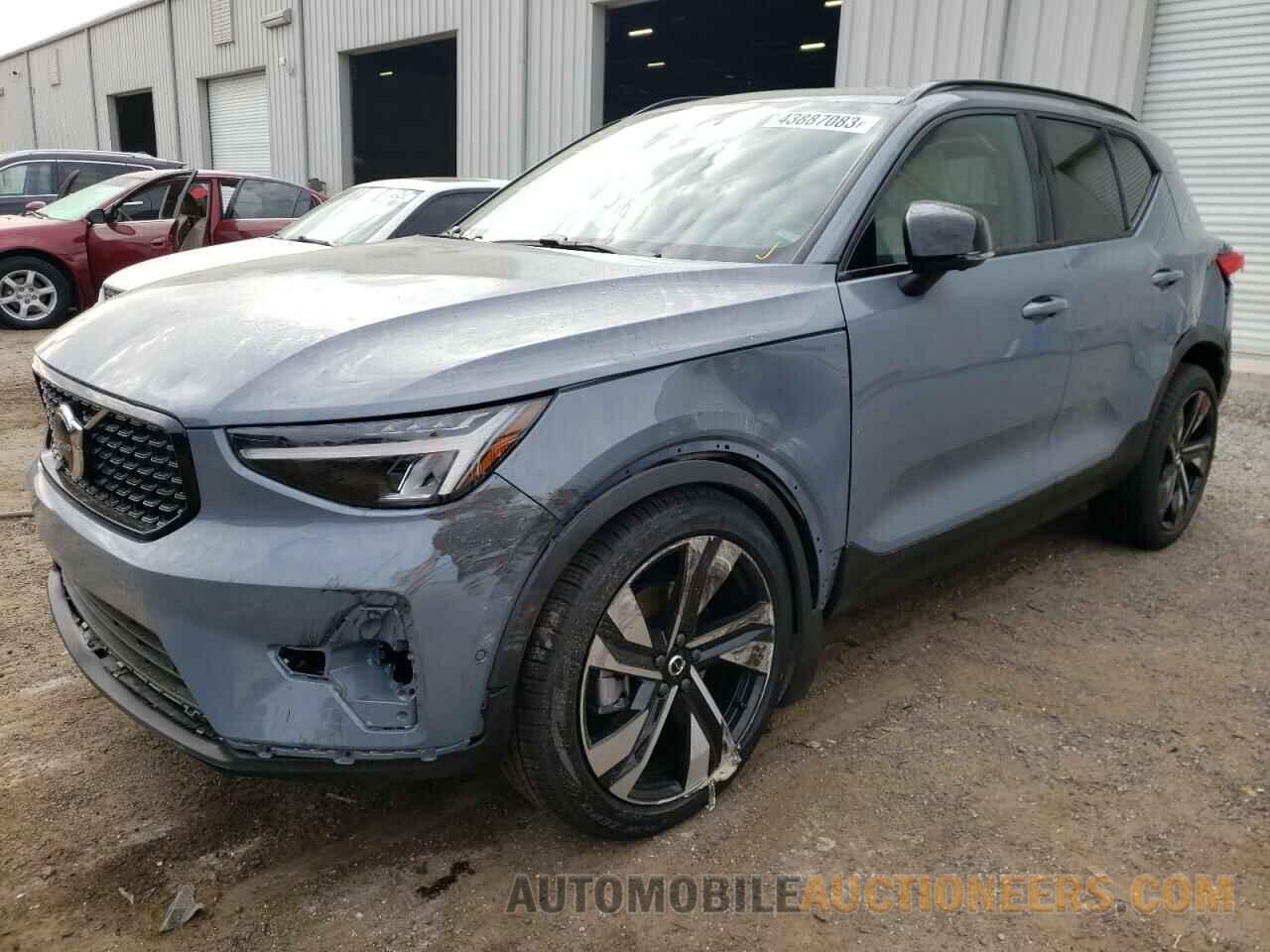 YV4L12UL2P2017792 VOLVO XC40 PLUS 2023