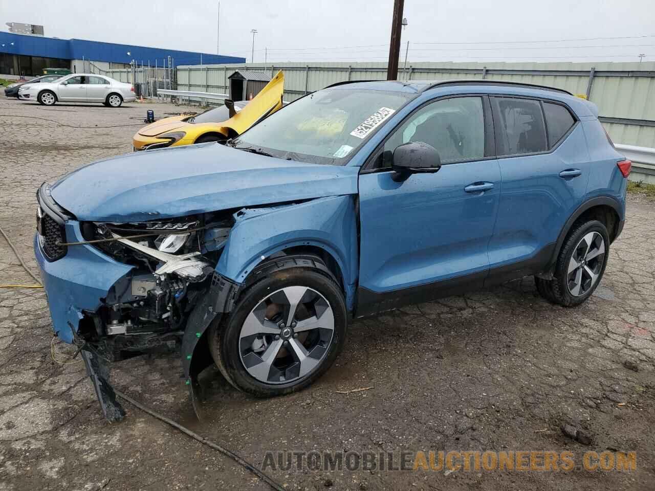 YV4L12UL3R2329610 VOLVO XC40 PLUS 2024