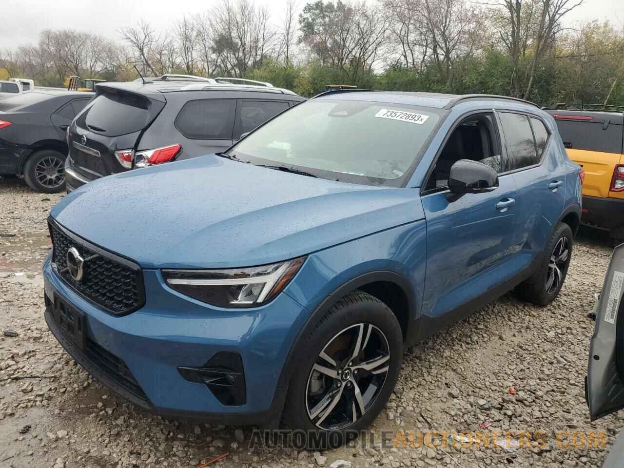 YV4L12UL4P2978491 VOLVO XC40 PLUS 2023