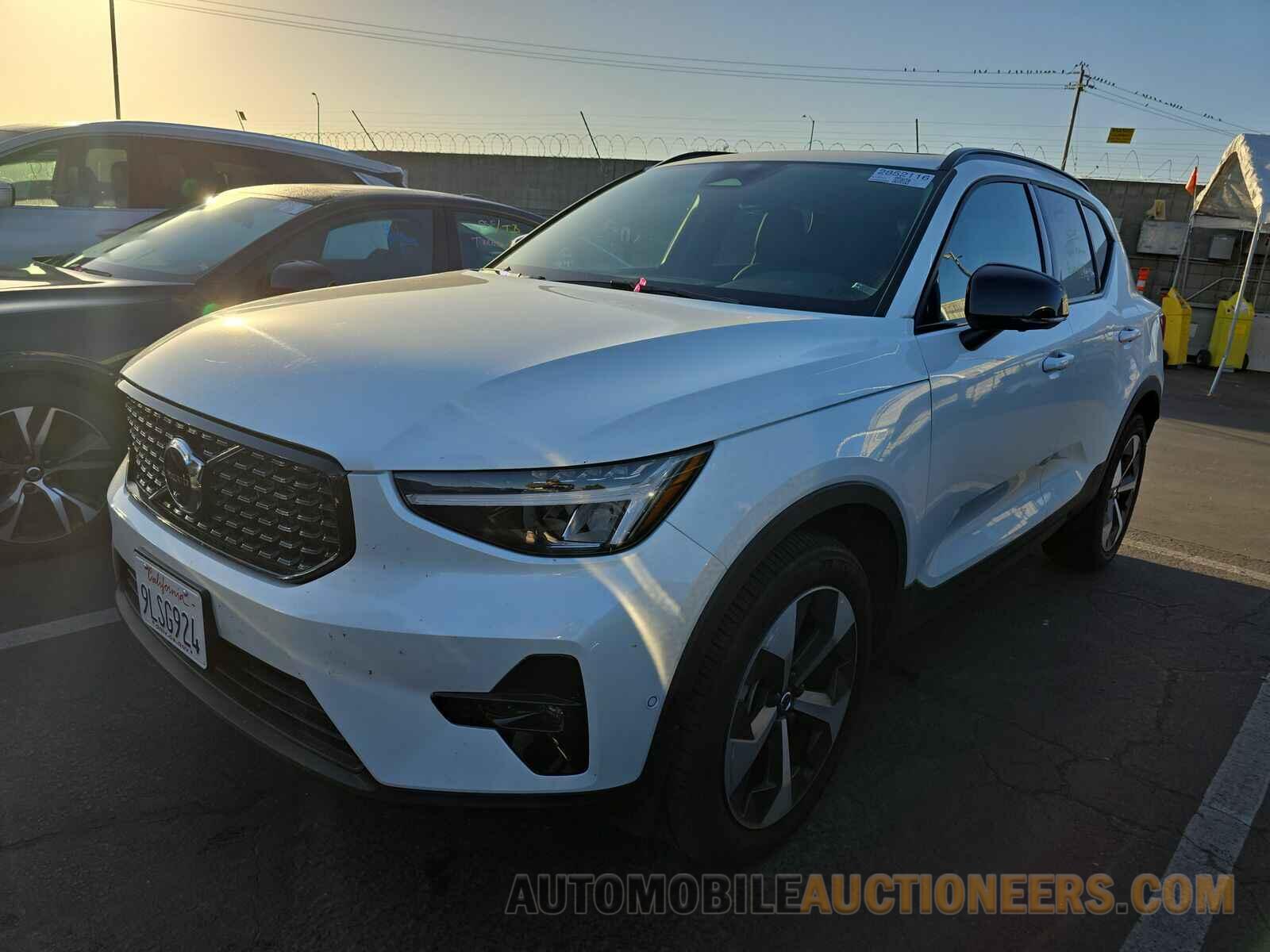 YV4L12UL6R2341072 Volvo XC40 2024