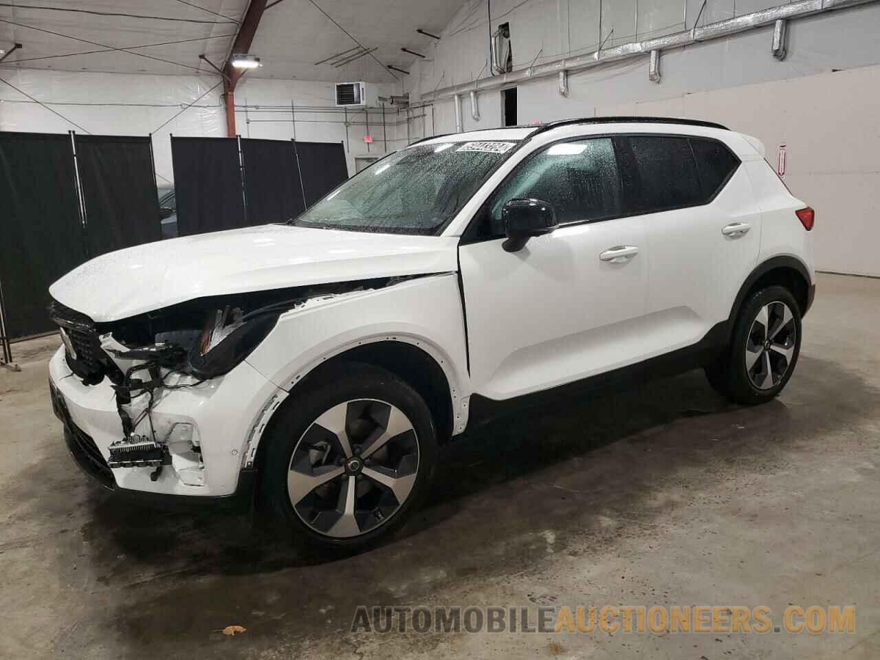 YV4L12UL7R2334227 VOLVO XC40 PLUS 2024