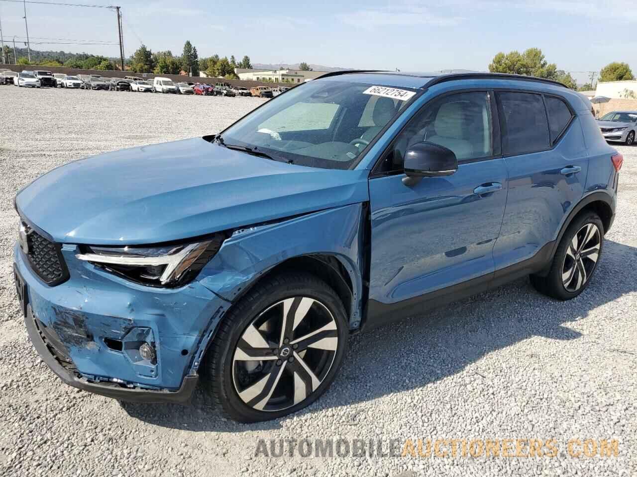 YV4L12UM7R2261109 VOLVO XC40 ULTIM 2024