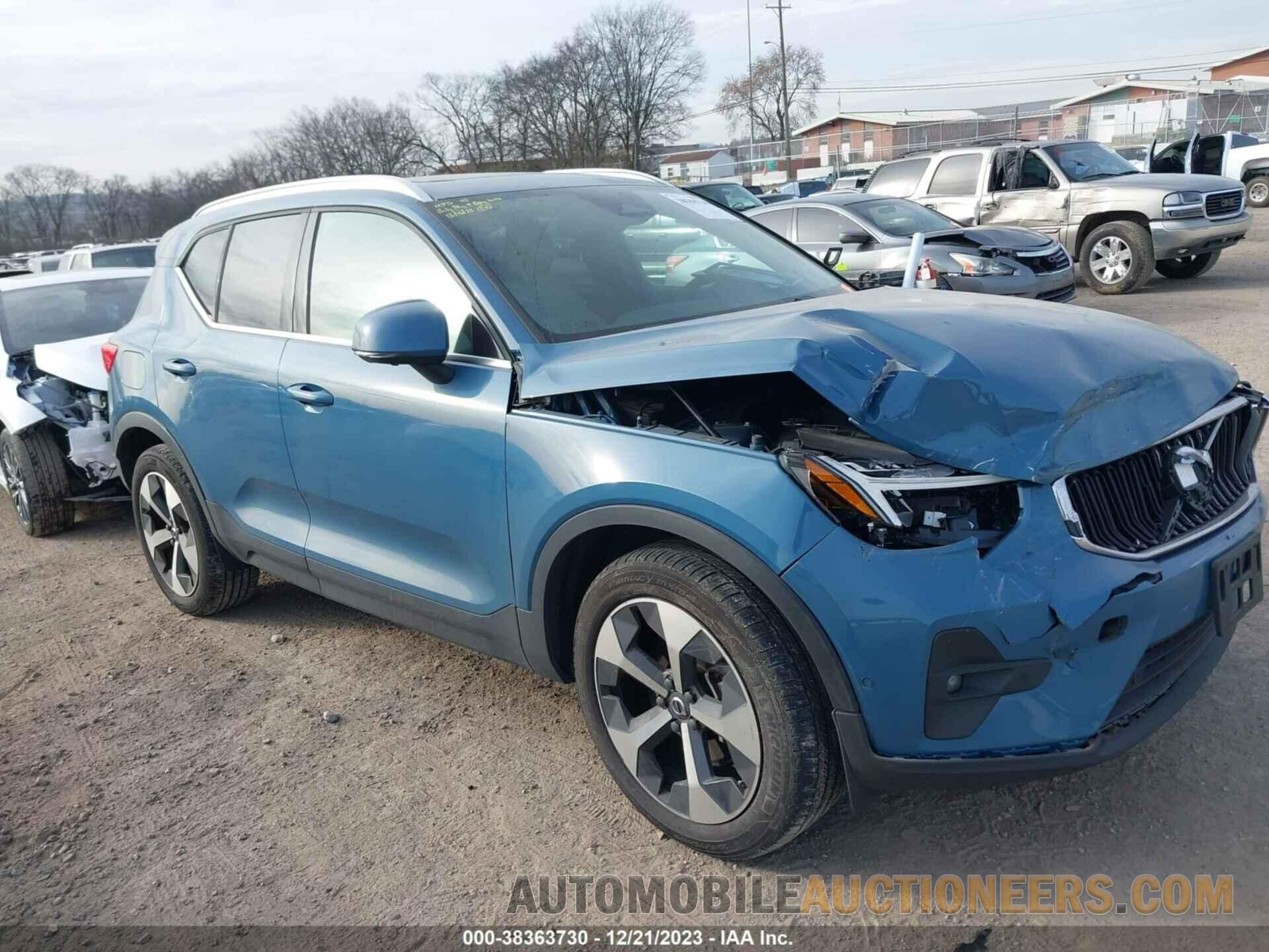 YV4L12UN2P2943188 VOLVO XC40 2023