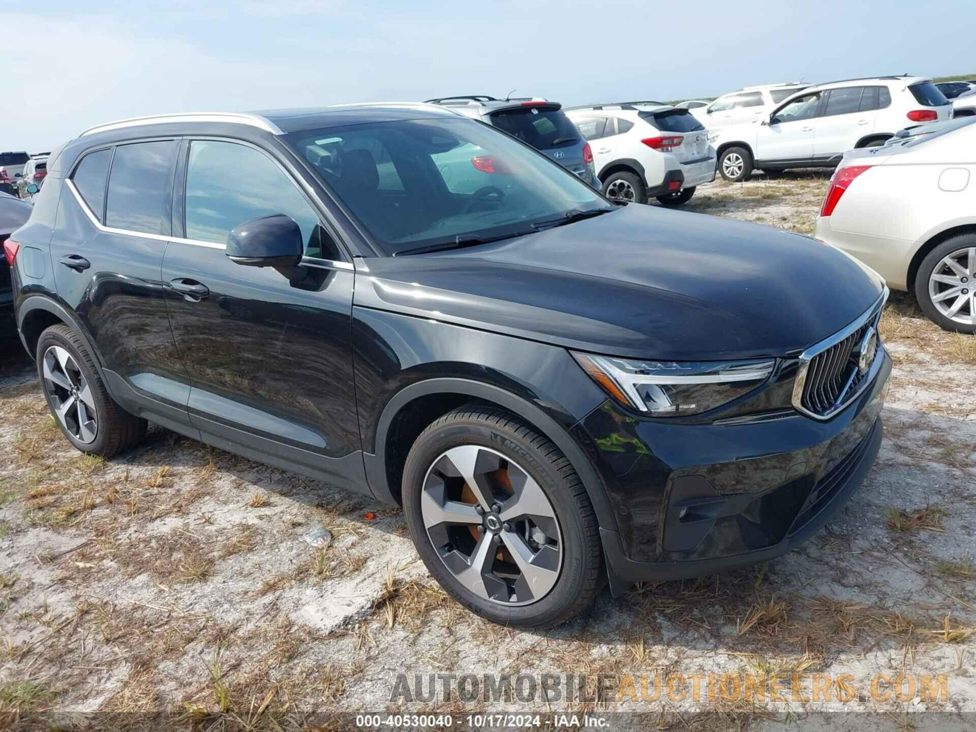 YV4L12UN3P2915822 VOLVO XC40 2023