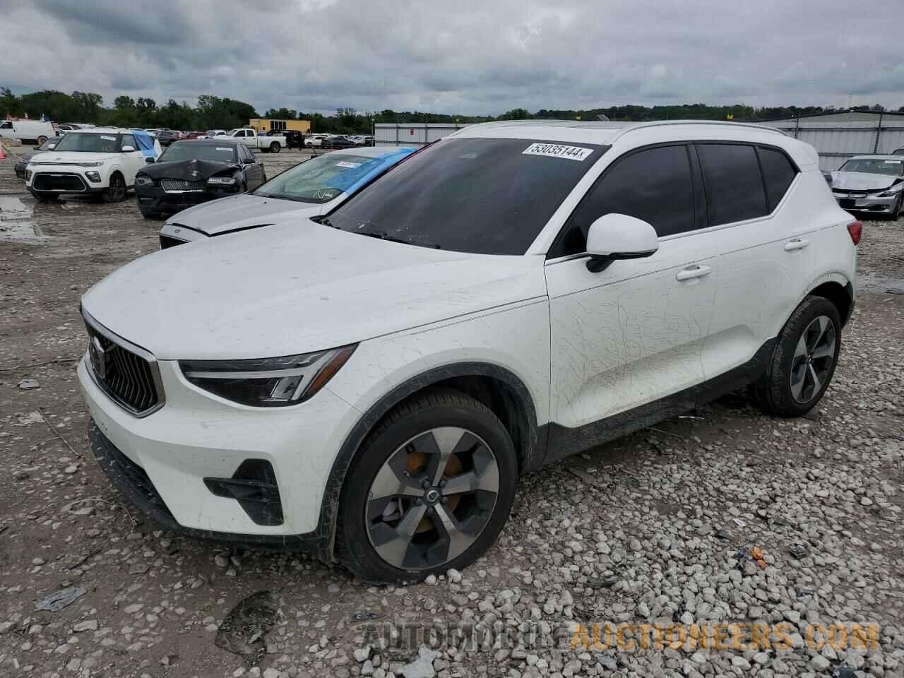 YV4L12UN4P2080362 VOLVO XC40 PLUS 2023