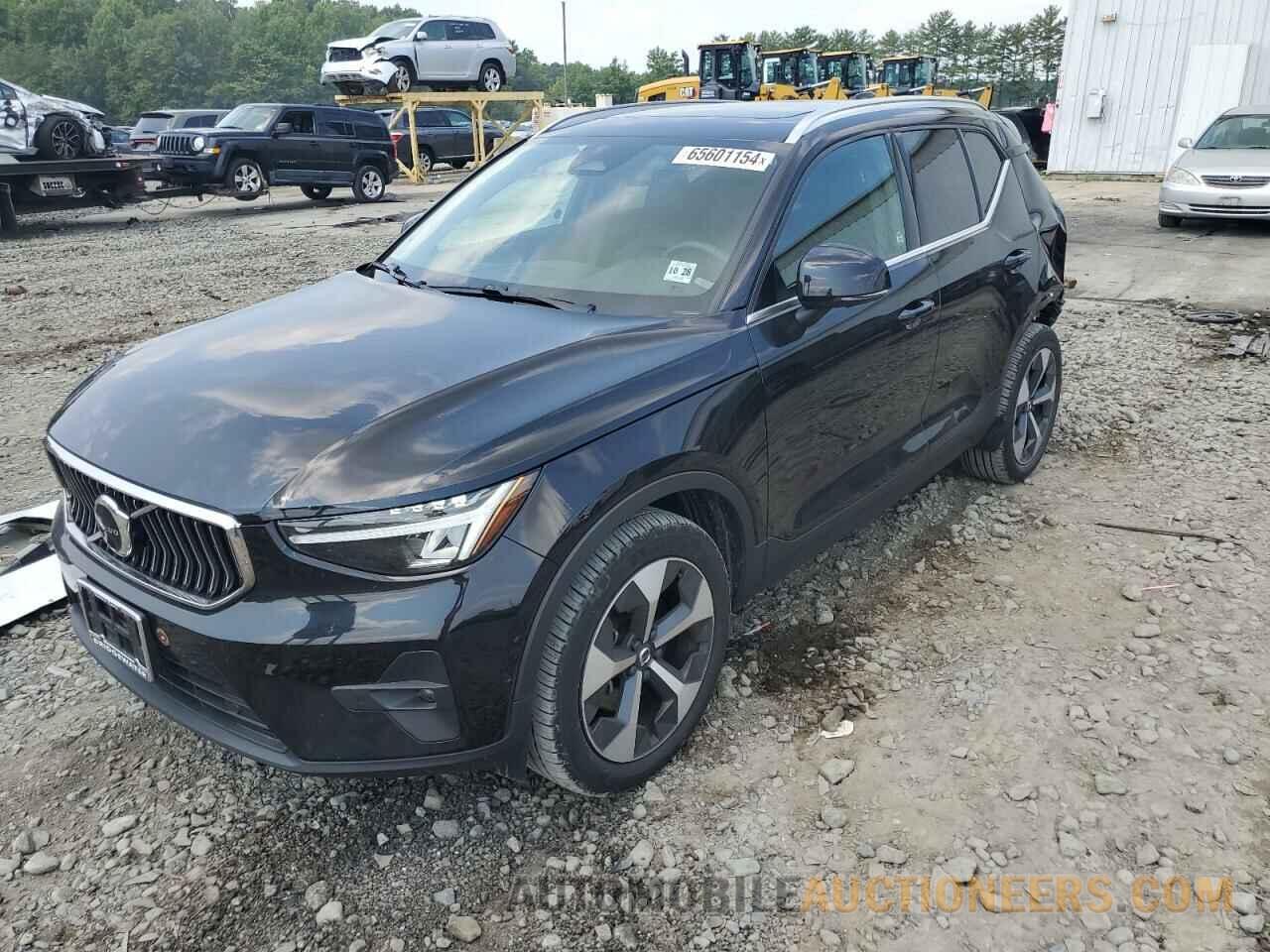 YV4L12UN7P2987865 VOLVO XC40 PLUS 2023