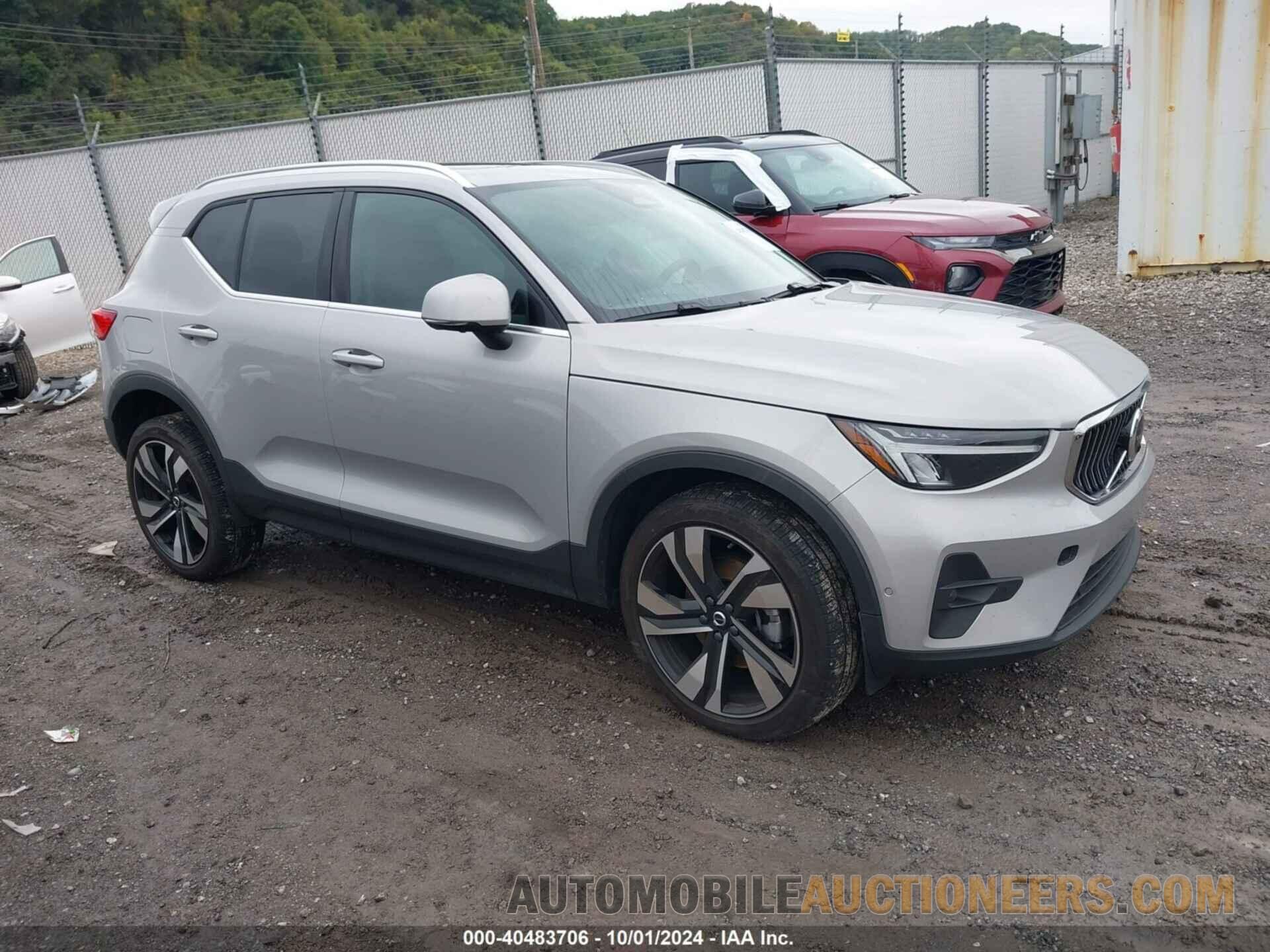 YV4L12UN8P2106347 VOLVO XC40 2023