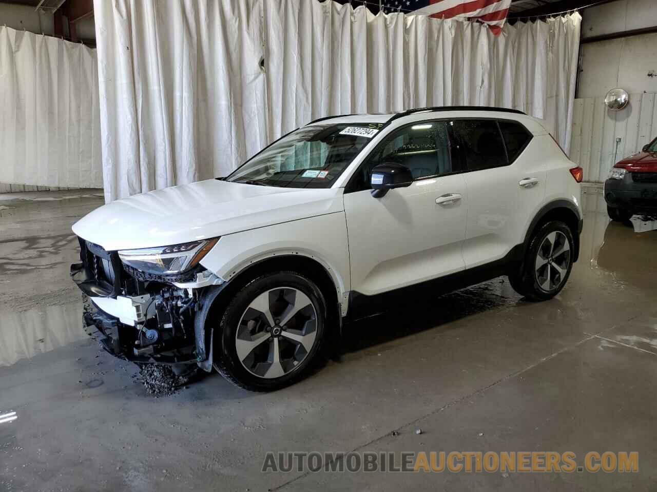 YV4L12UW2P2915075 VOLVO XC40 PLUS 2023