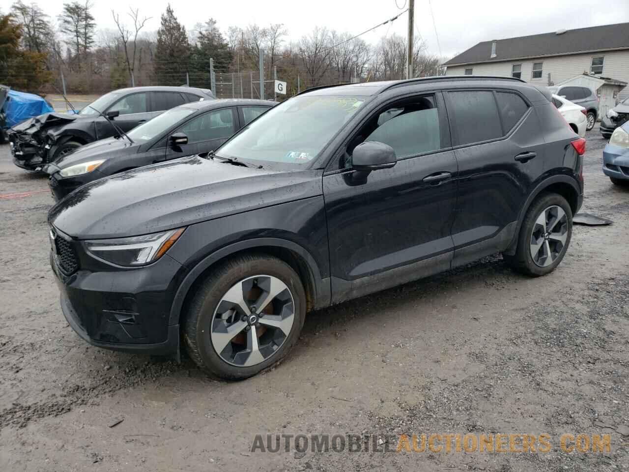 YV4L12UW4P2929785 VOLVO XC40 PLUS 2023