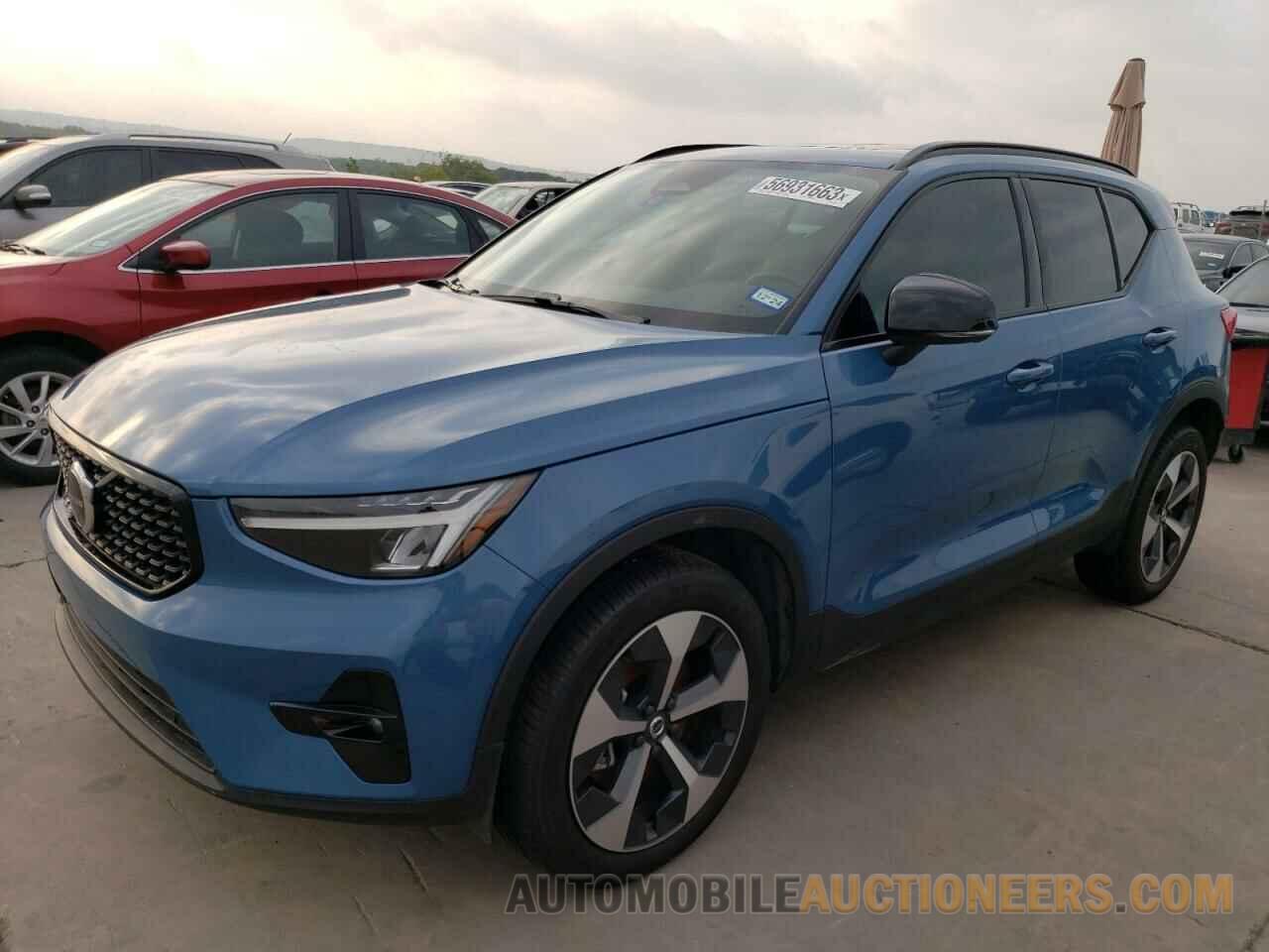 YV4L12UW4P2983894 VOLVO XC40 PLUS 2023