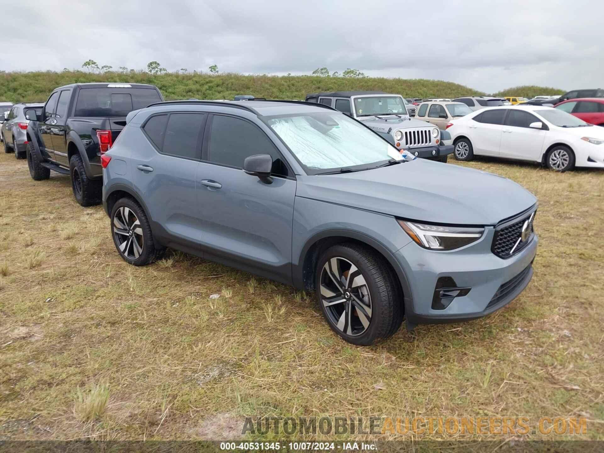 YV4L12UW6P2969723 VOLVO XC40 2023