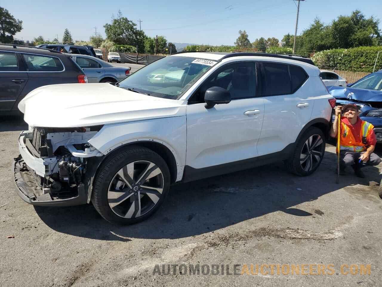 YV4L12UW8P2018987 VOLVO XC40 PLUS 2023