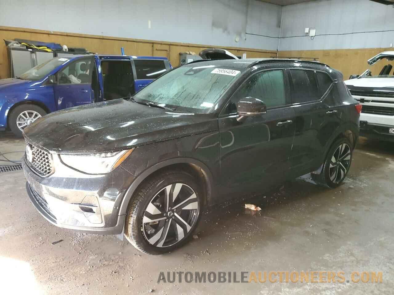 YV4L12UW9P2056051 VOLVO XC40 PLUS 2023