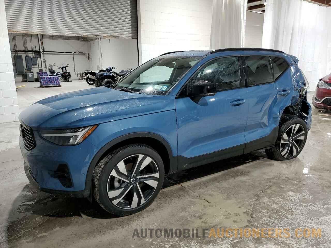 YV4L12UW9P2113039 VOLVO XC40 PLUS 2023