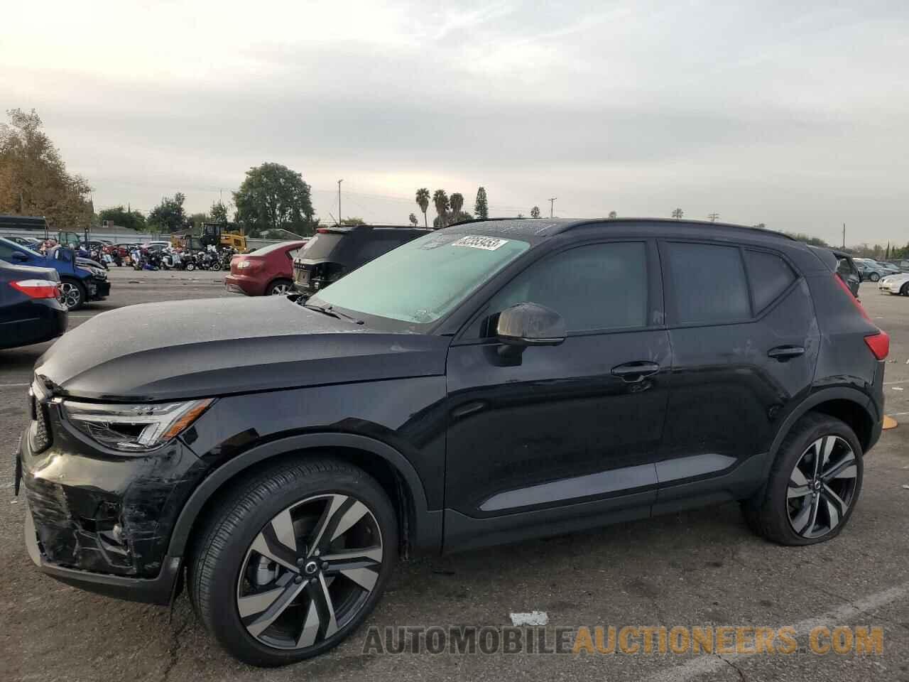 YV4L12UW9P2114160 VOLVO XC40 PLUS 2023