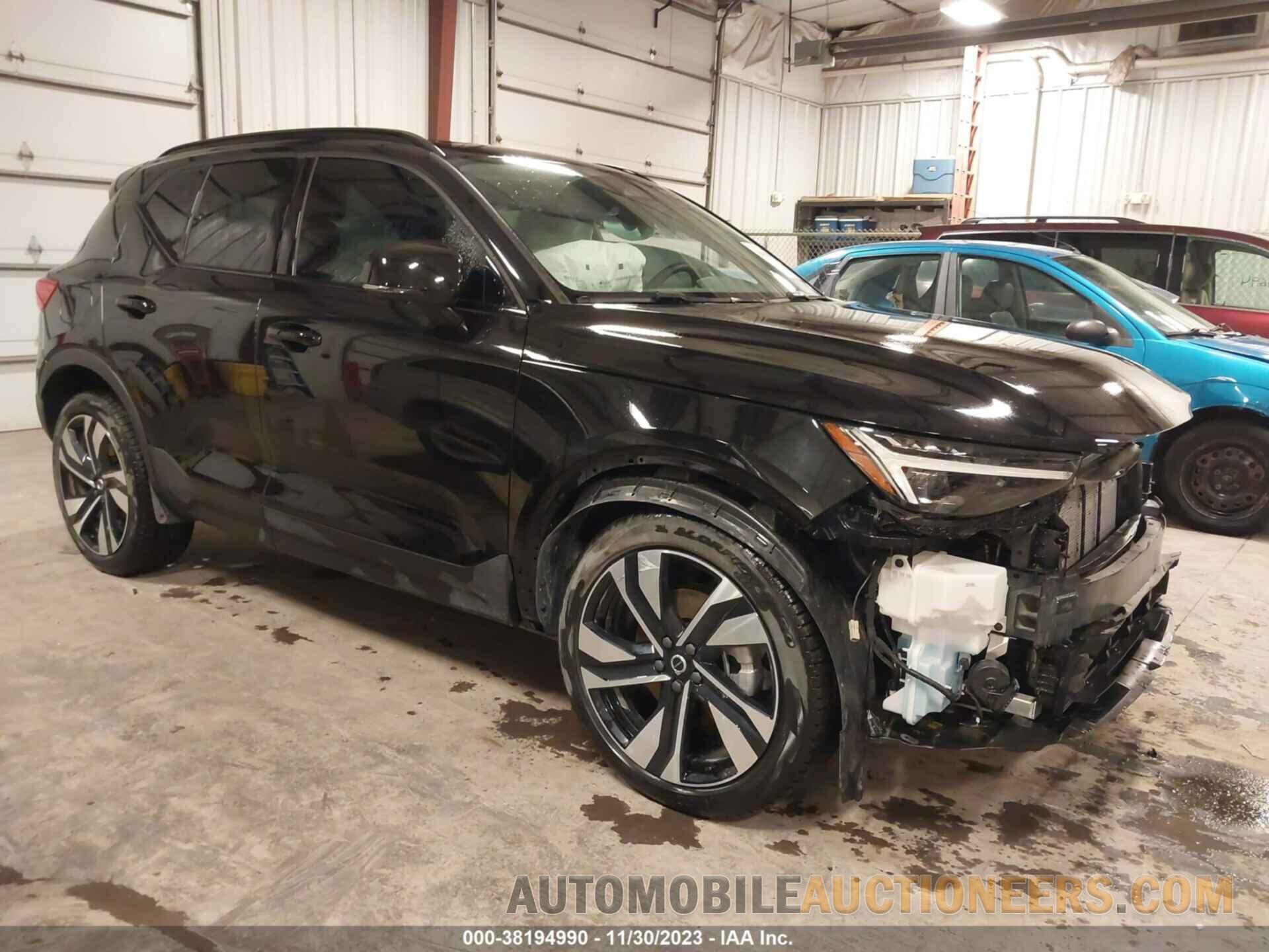 YV4L12UX0P2027000 VOLVO XC40 2023