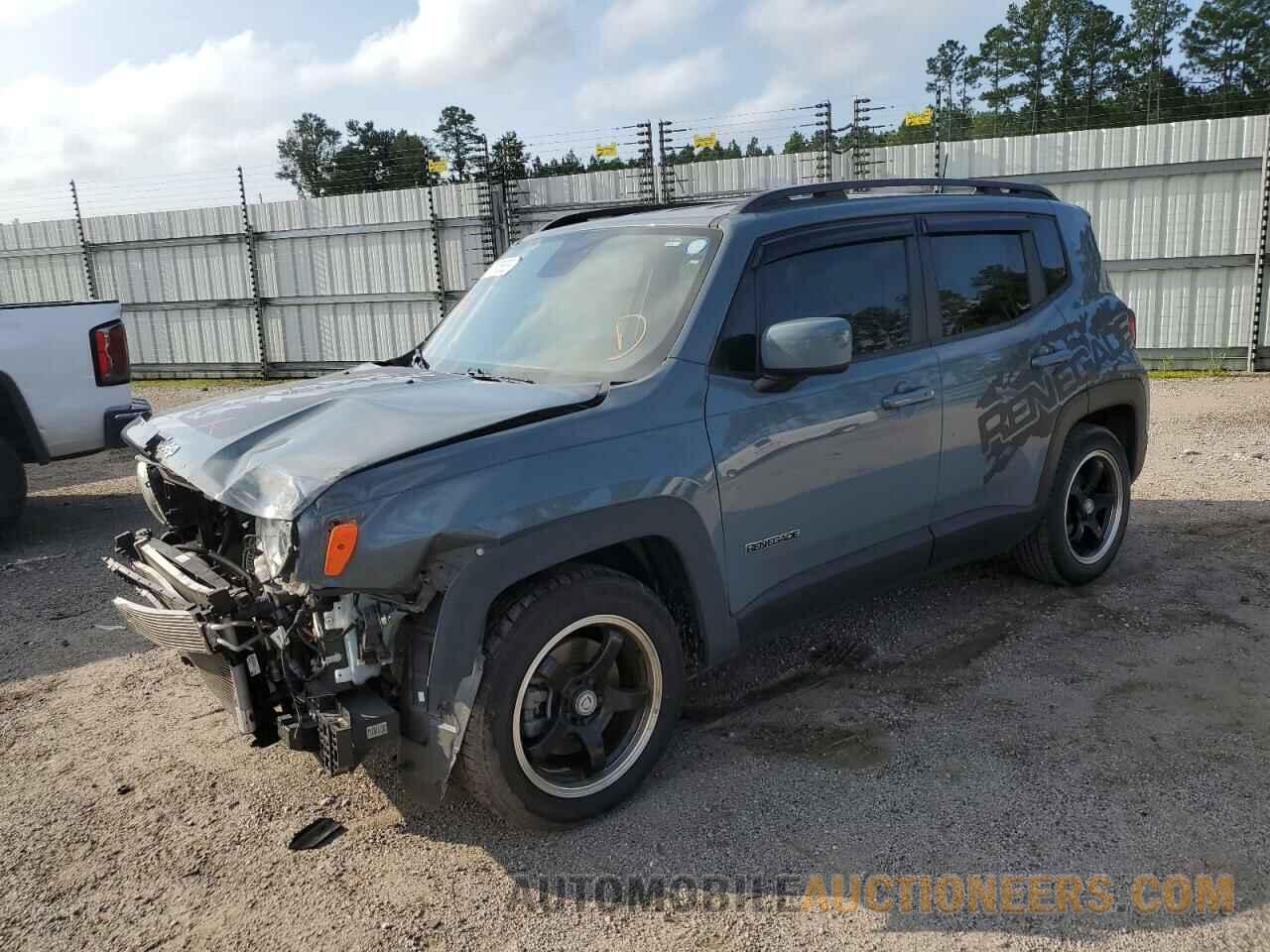 ZACCJABB9JPJ37929 JEEP RENEGADE 2018