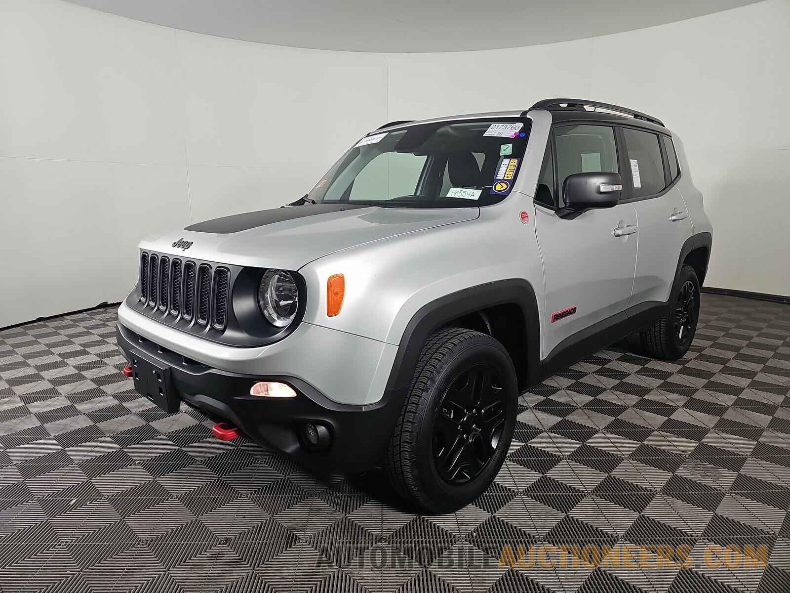 ZACCJBCB3JPH73818 Jeep Renegade 2018