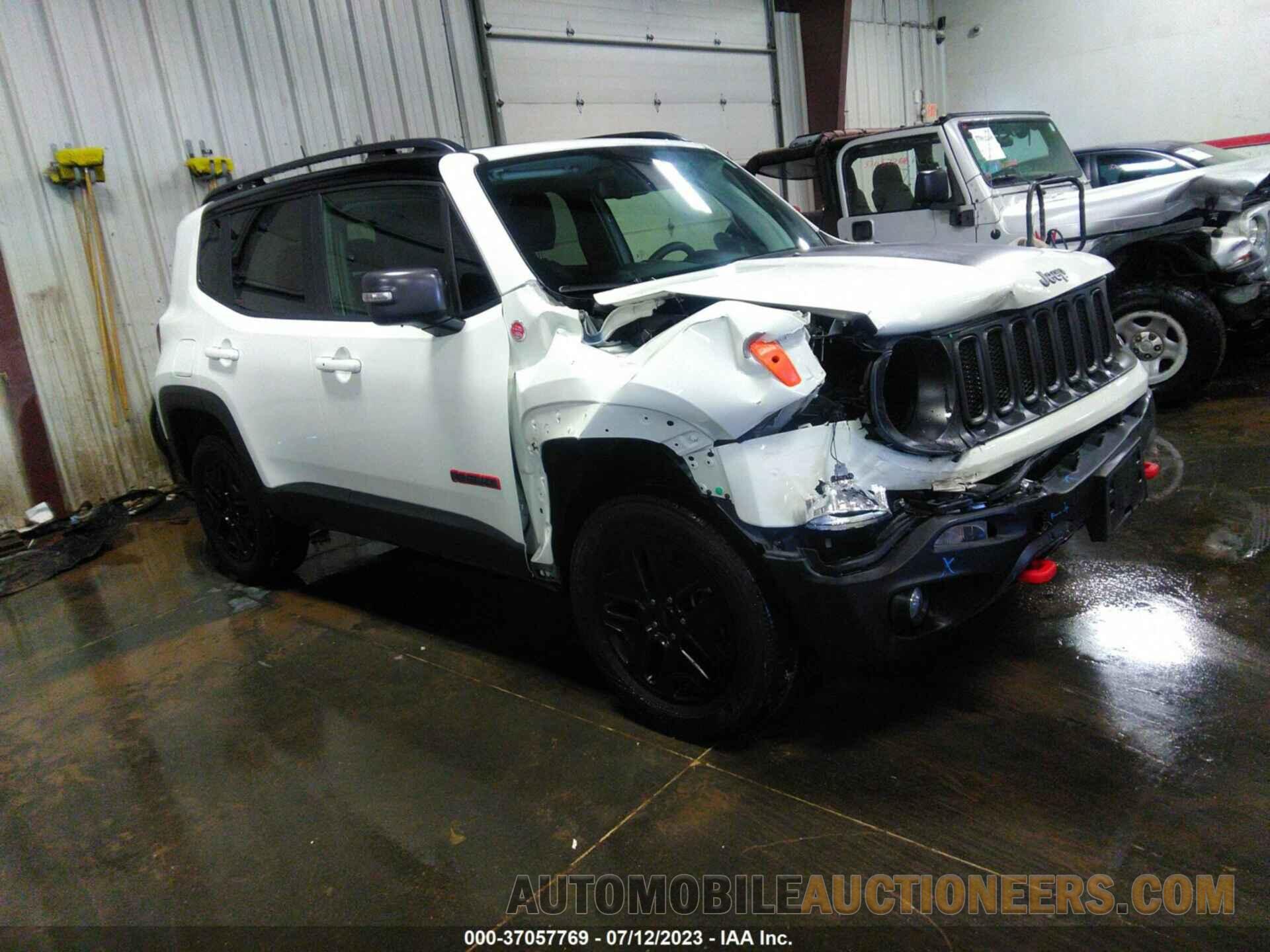 ZACCJBCB5JPH00532 JEEP RENEGADE 2018