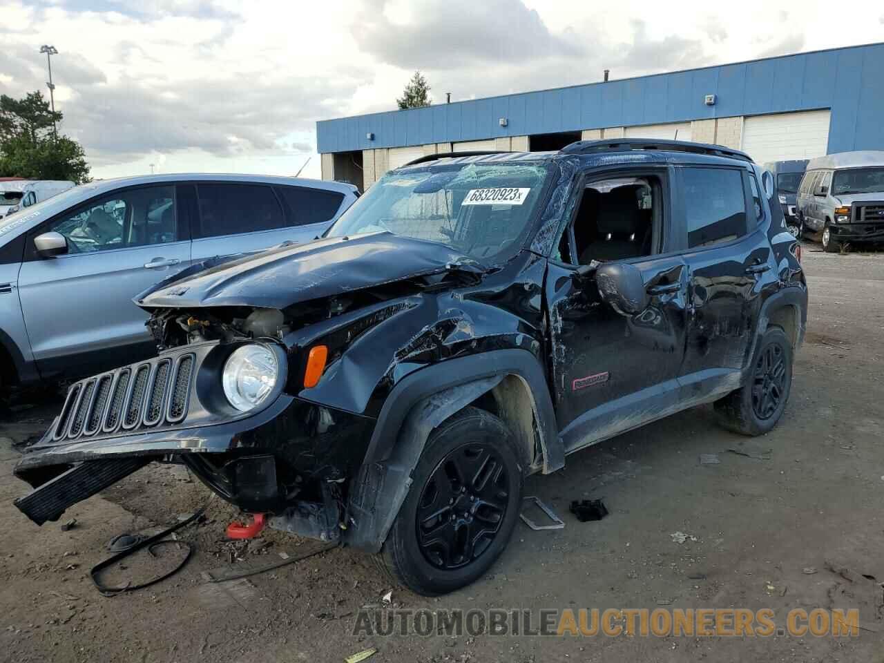 ZACCJBCB7JPG88318 JEEP RENEGADE 2018