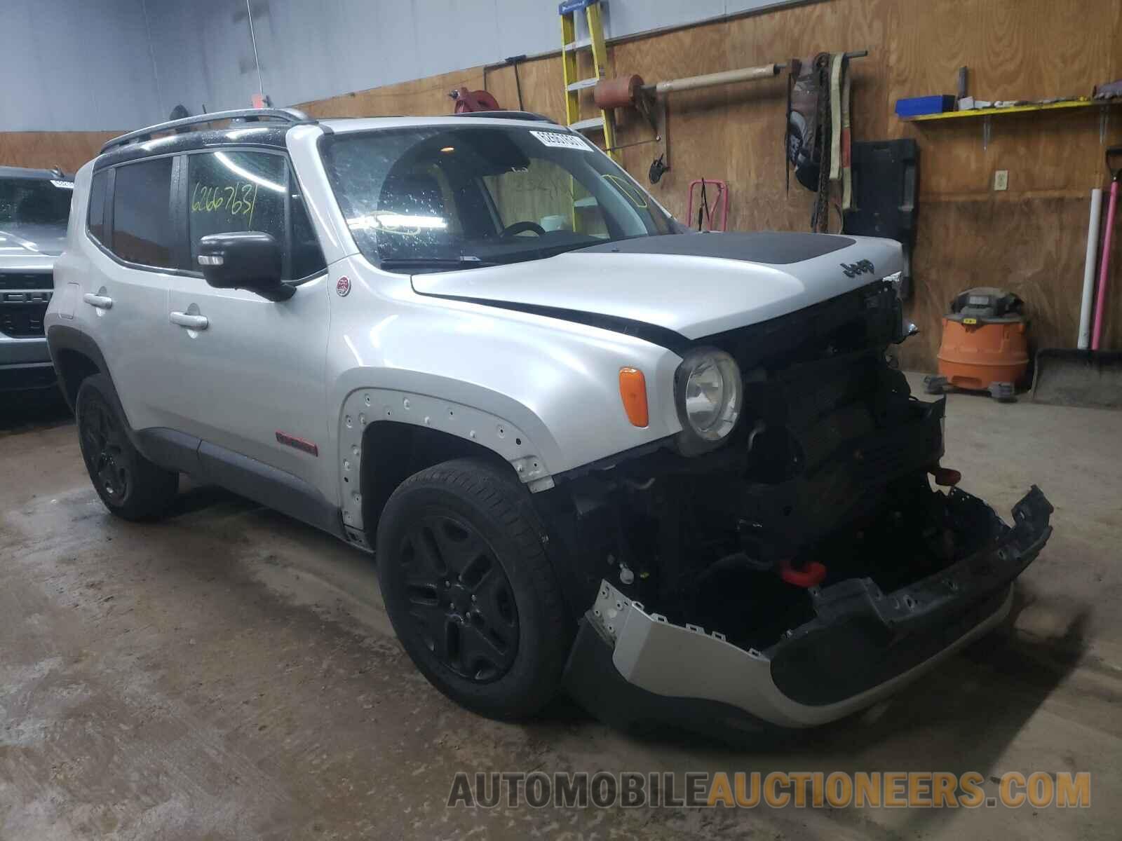 ZACCJBCB8JPG90417 JEEP RENEGADE 2018