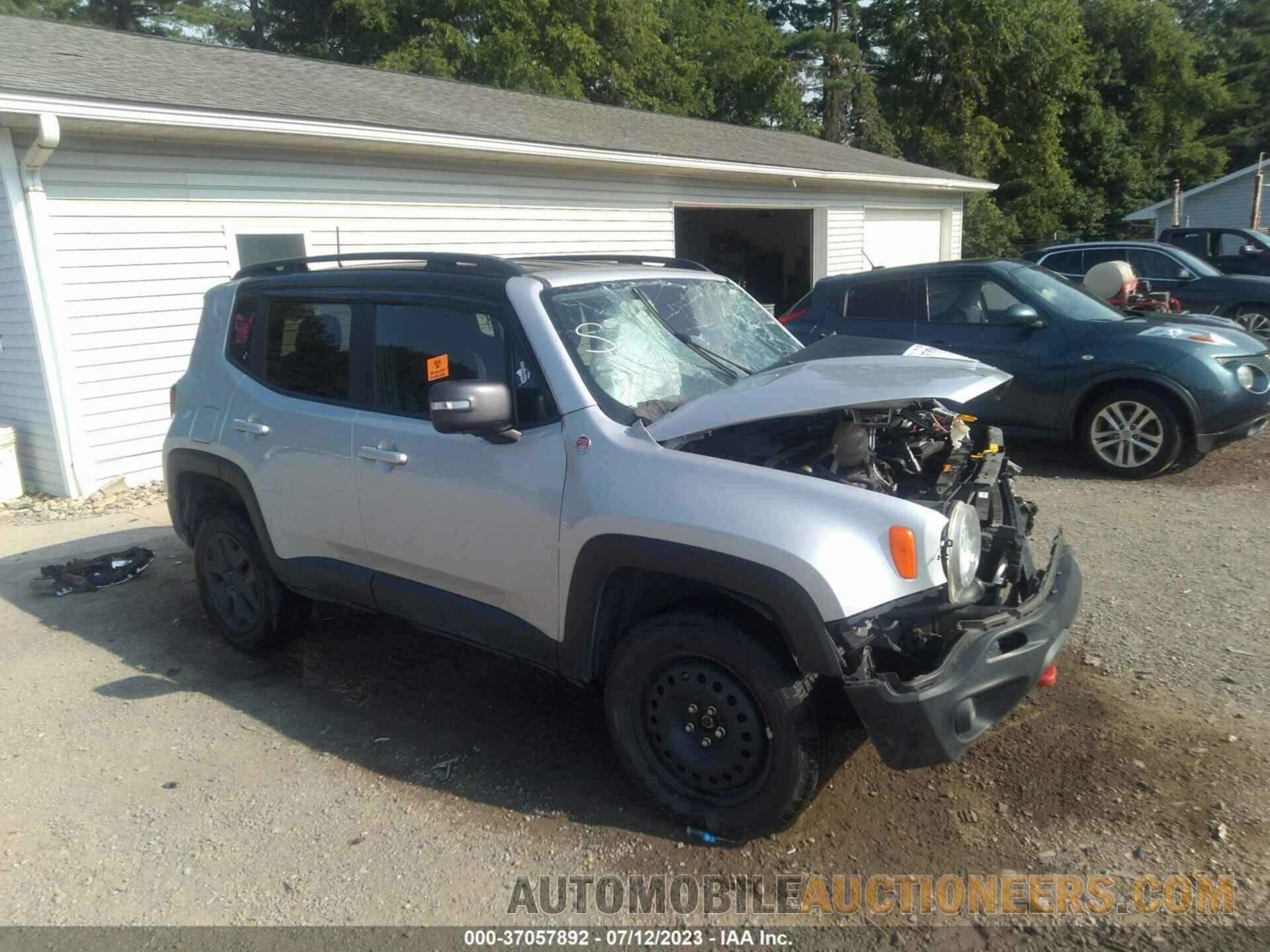 ZACCJBCB8JPH01979 JEEP RENEGADE 2018