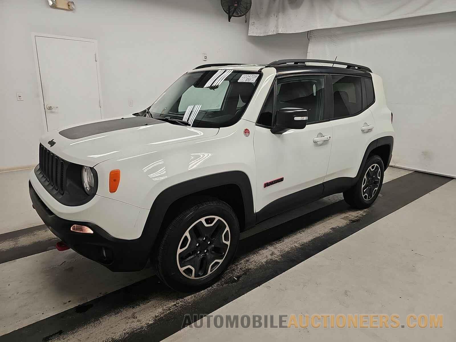 ZACCJBCT9GPD68323 Jeep Renegade 2016