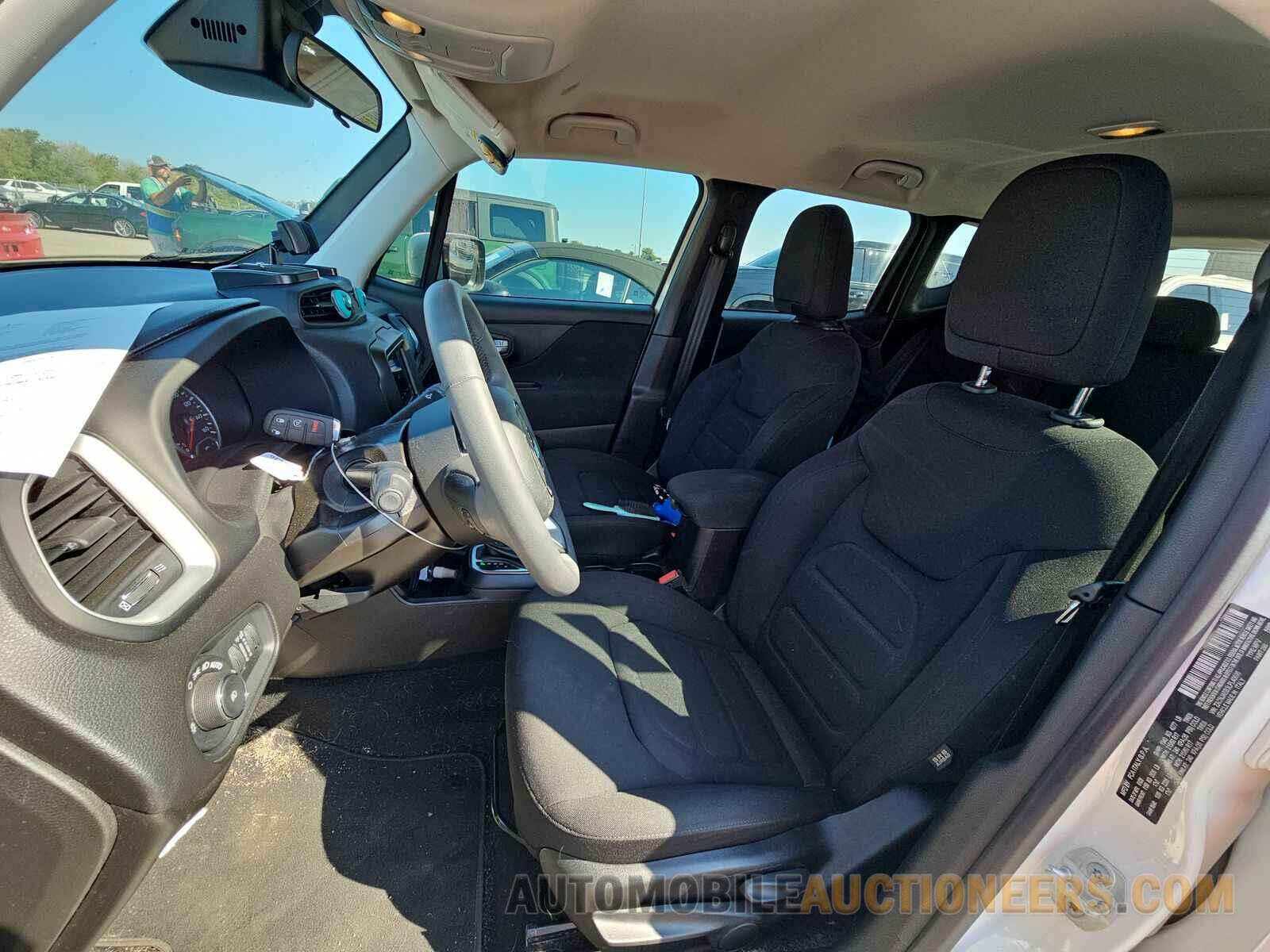 ZACNJABB3LPL40696 Jeep Renegade 2020