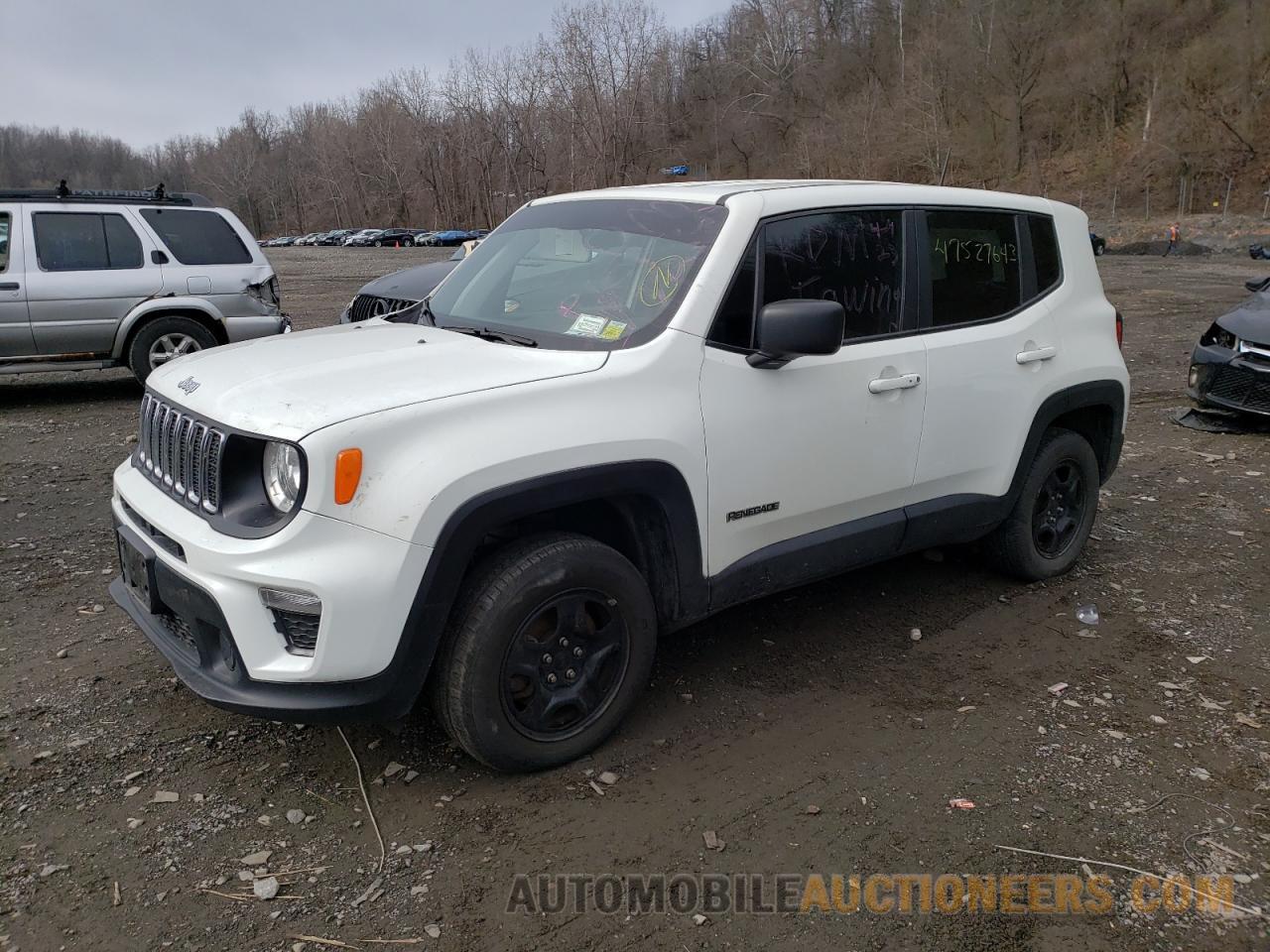 ZACNJBAB4KPK88825 JEEP RENEGADE 2019