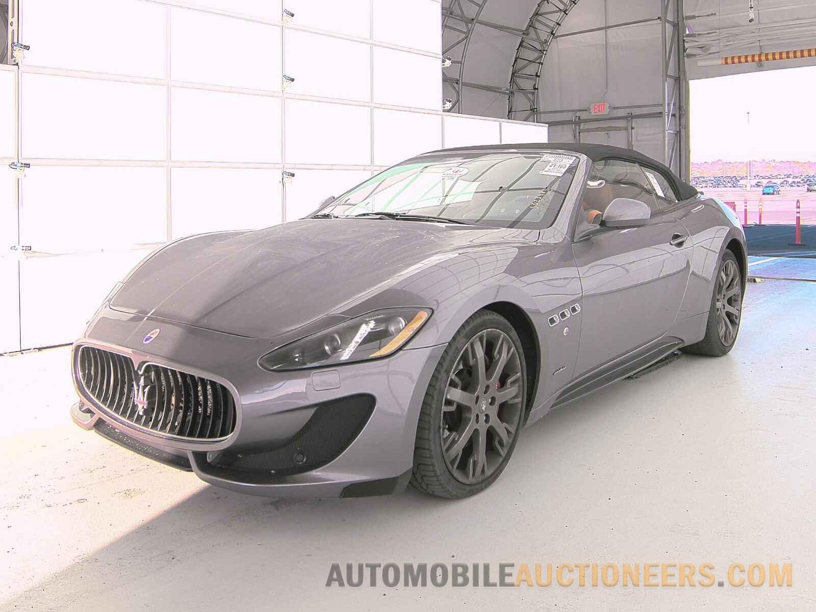 ZAM45VMA8F0147920 Maserati GranTurismo Convertible 2015