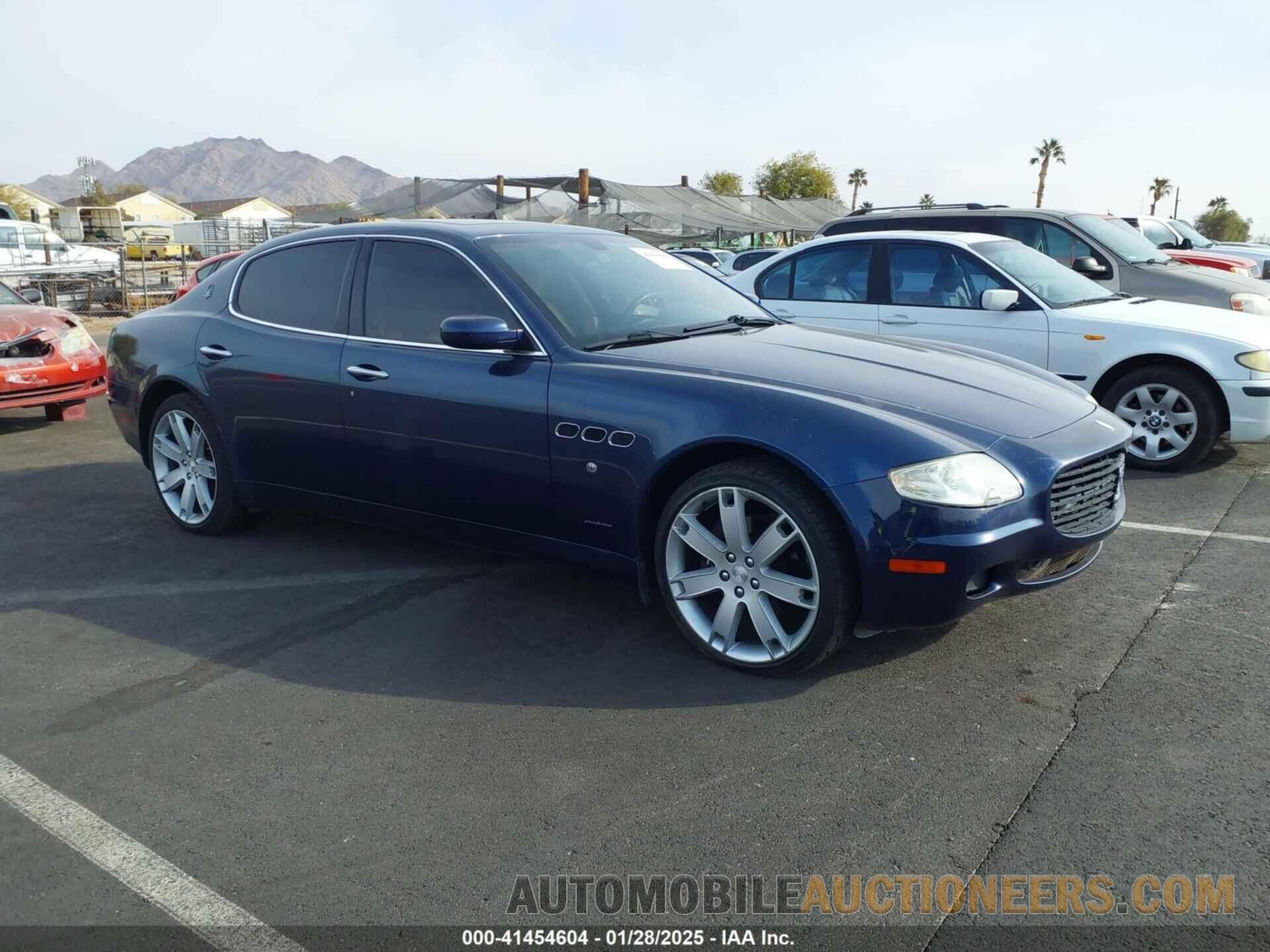 ZAMCE39A660021175 MASERATI QUATTROPORTE 2006