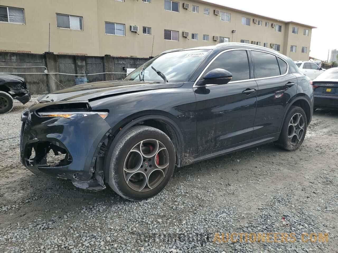 ZASPAJAN5K7C71665 ALFA ROMEO STELVIO 2019