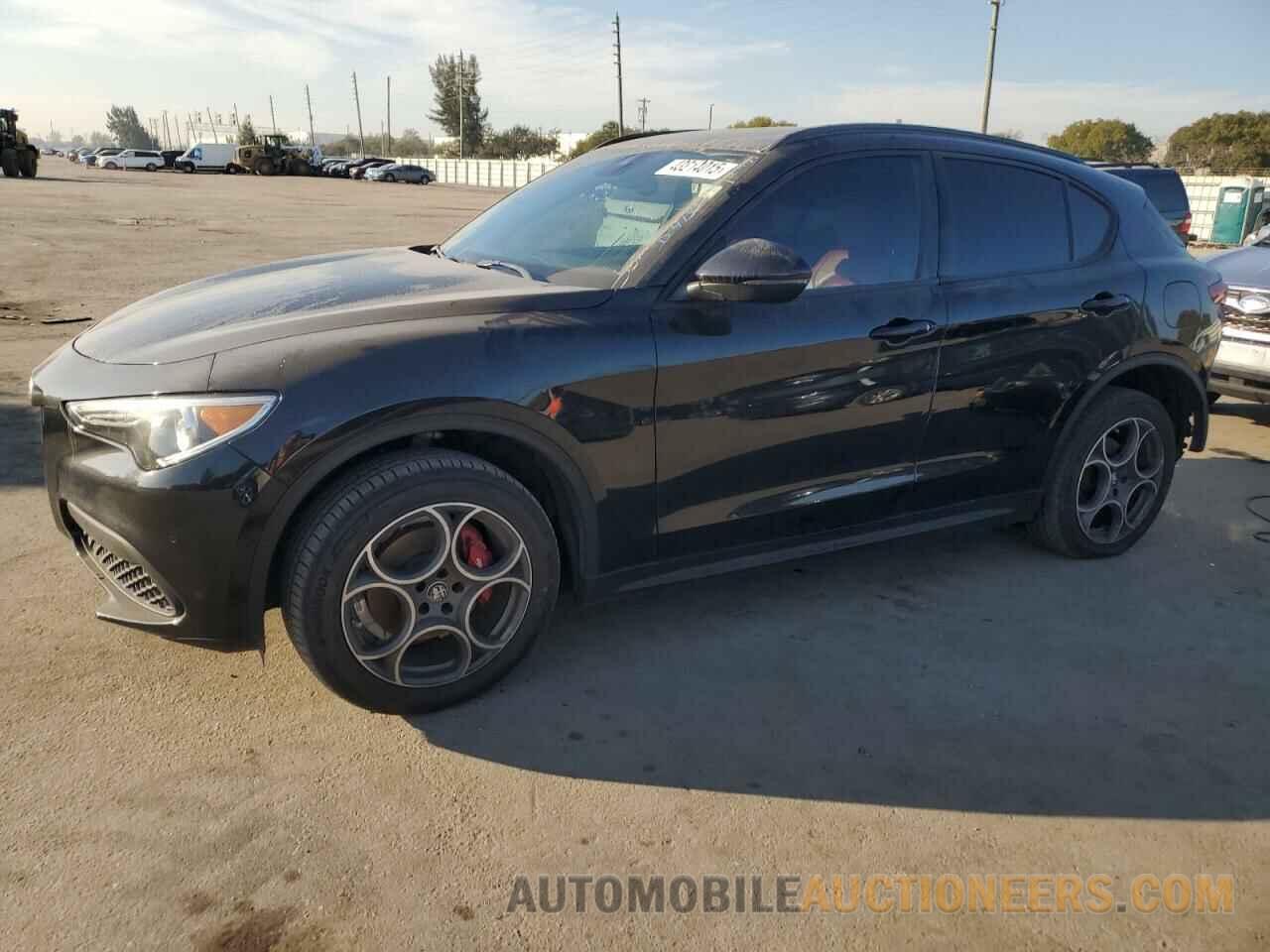 ZASPAKAN7N7D41824 ALFA ROMEO STELVIO 2022