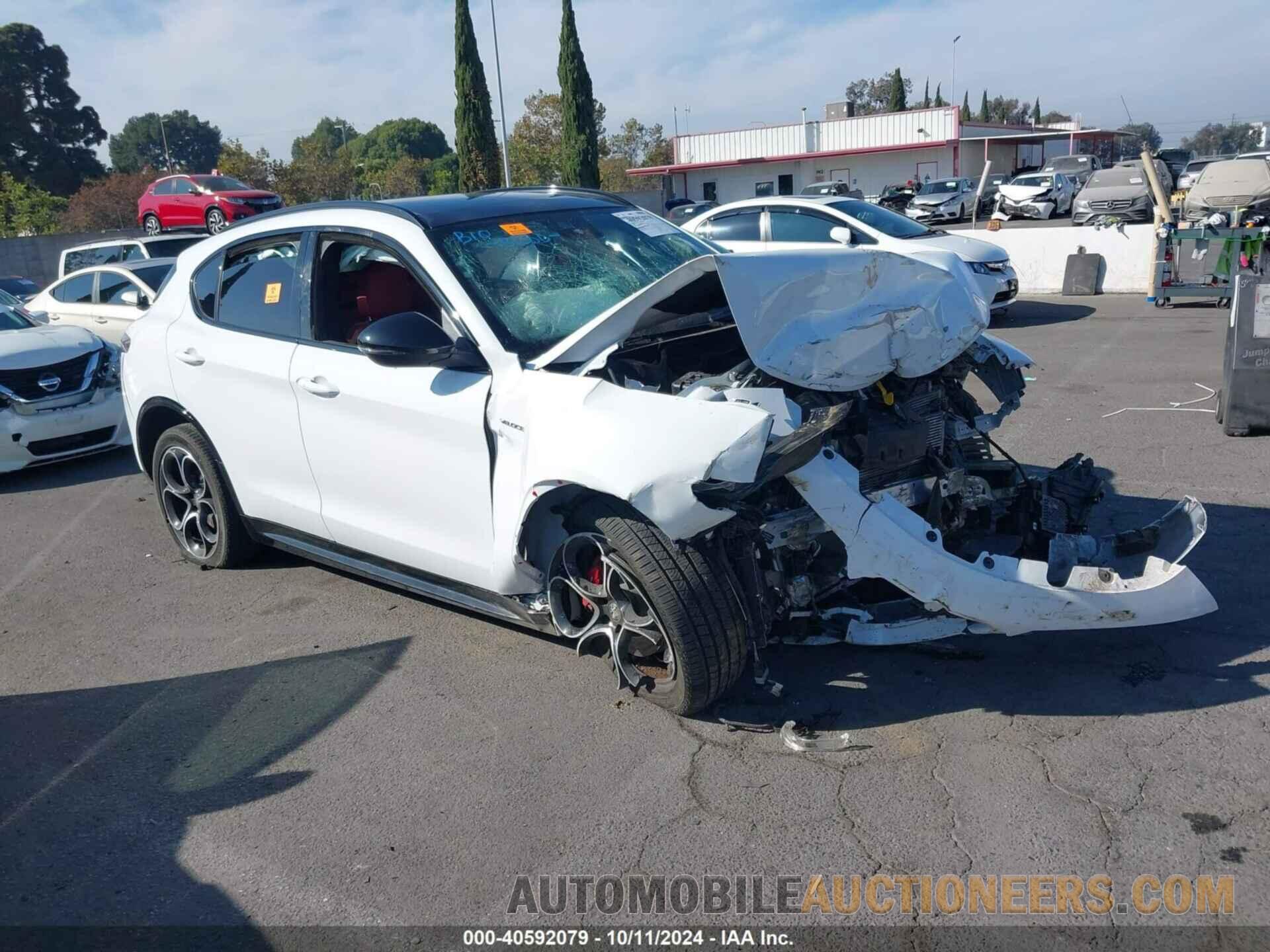 ZASPAKBN9R7D71038 ALFA ROMEO STELVIO 2024