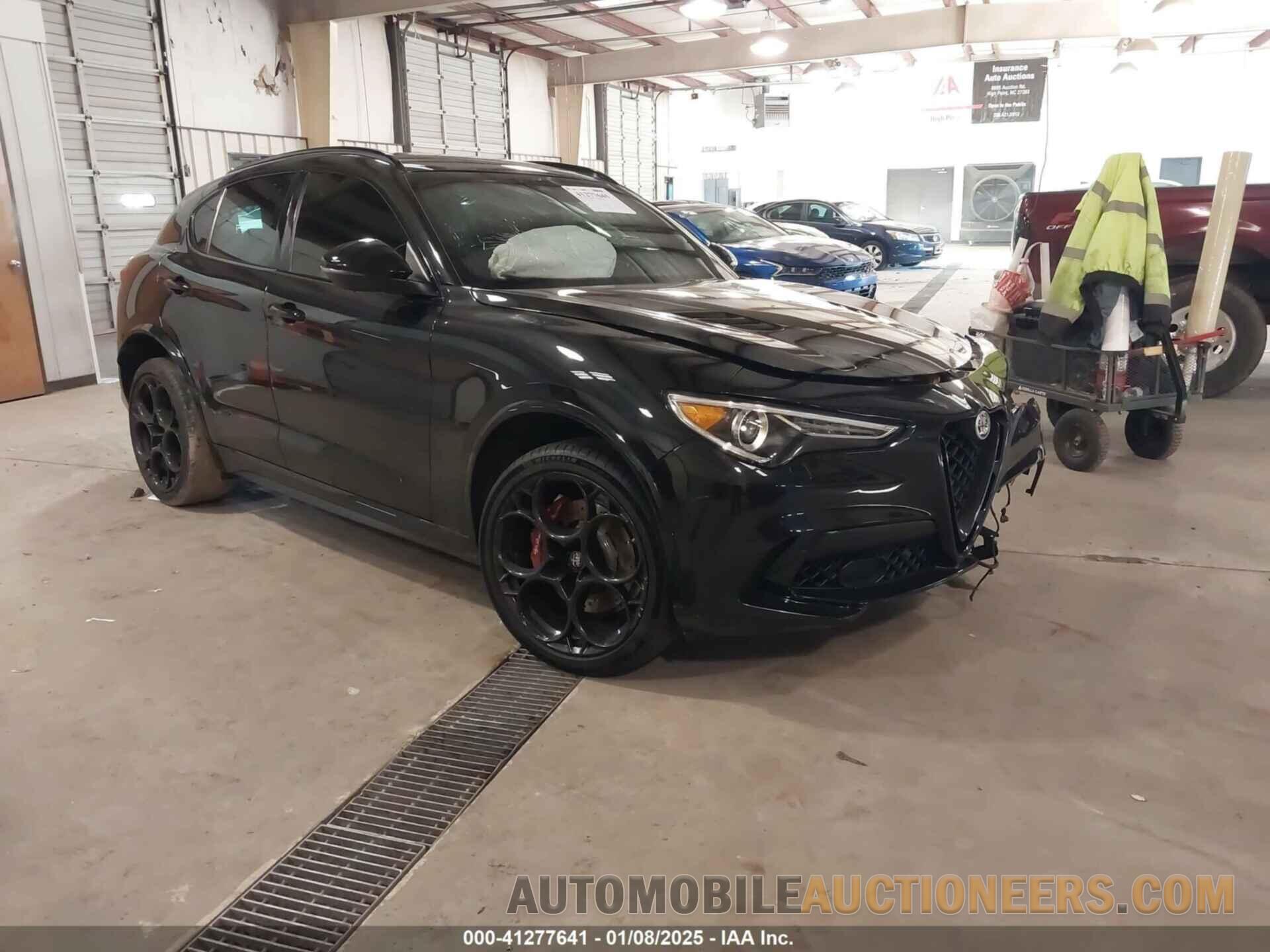 ZASPAKEV5N7D37829 ALFA ROMEO STELVIO 2022