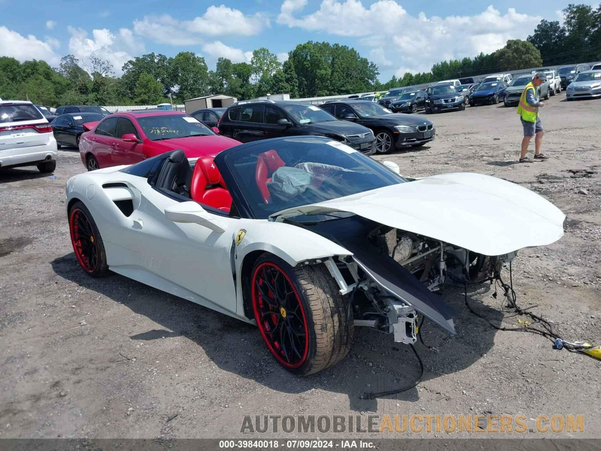 ZFF80AMA8J0889394 FERRARI 488 SPIDER 2018