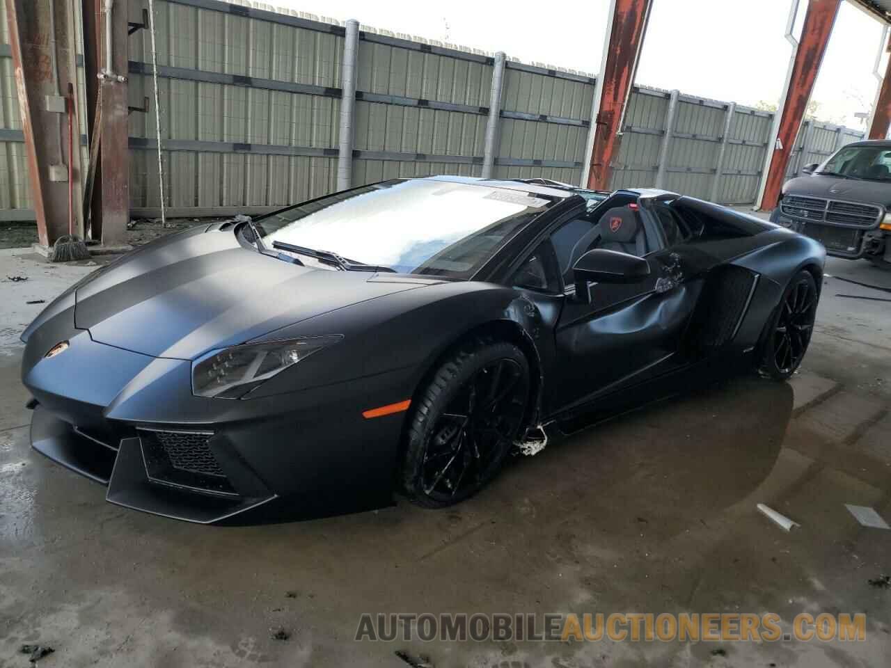 ZHWUR1ZD5FLA03450 LAMBORGHINI ALL MODELS 2015