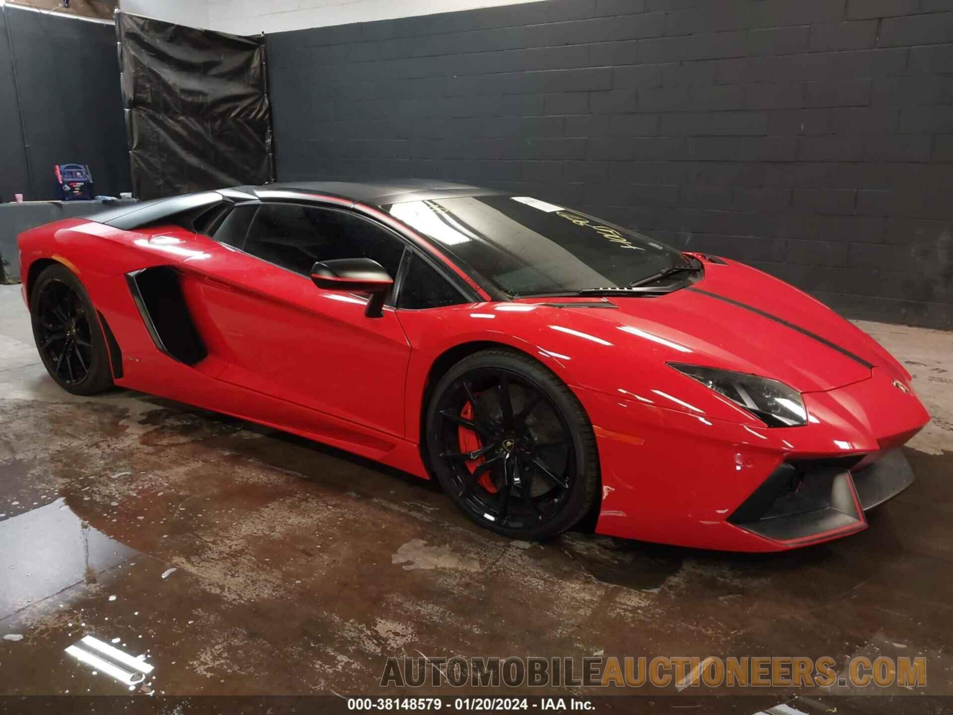 ZHWUR1ZDXGLA04238 LAMBORGHINI AVENTADOR 2016