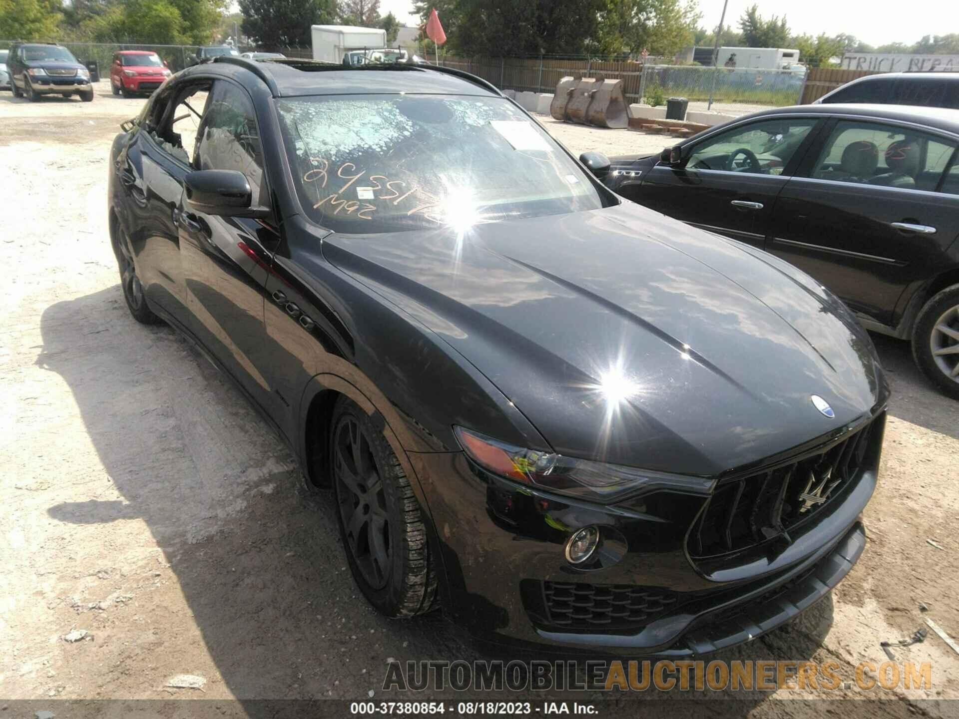 ZN661XULXJX279047 MASERATI LEVANTE 2018