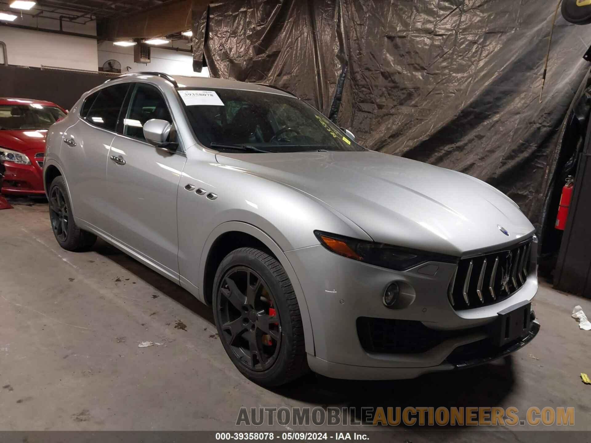 ZN661XUS7HX254432 MASERATI LEVANTE 2017