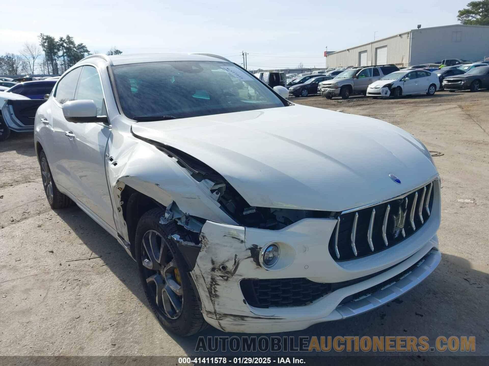 ZN661YUL0HX261088 MASERATI LEVANTE 2017