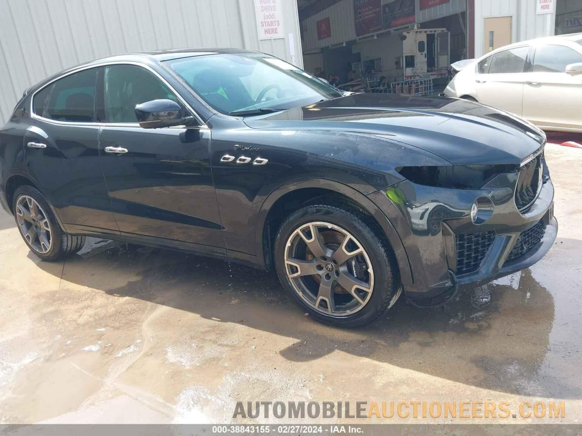 ZN661YUM9PX418656 MASERATI LEVANTE 2023