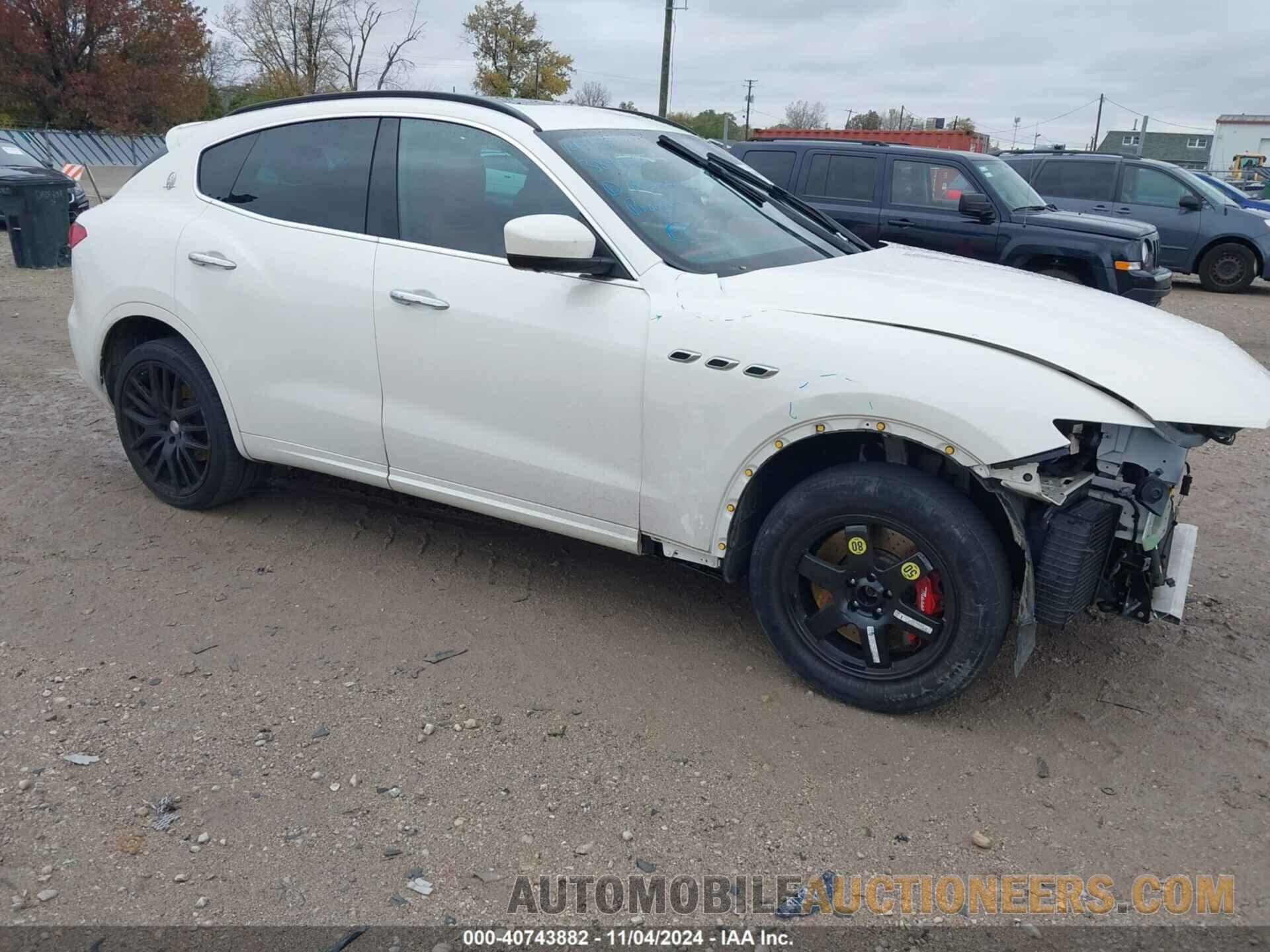 ZN661YUS4HX257830 MASERATI LEVANTE 2017