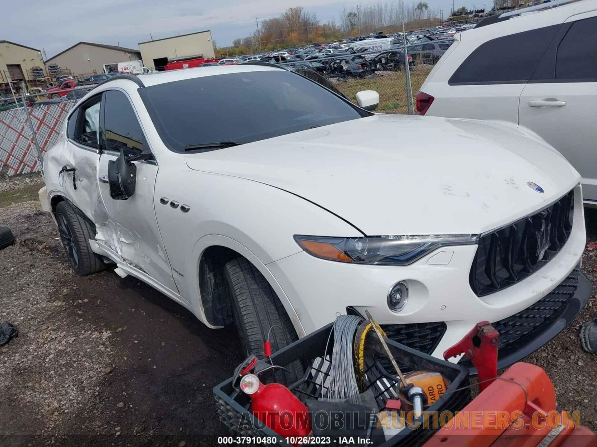 ZN661YUS8KX313887 MASERATI LEVANTE 2019